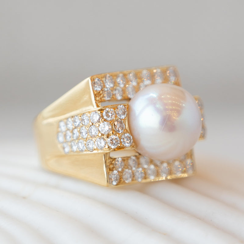 June Birthstone Pearl: The Living Gem