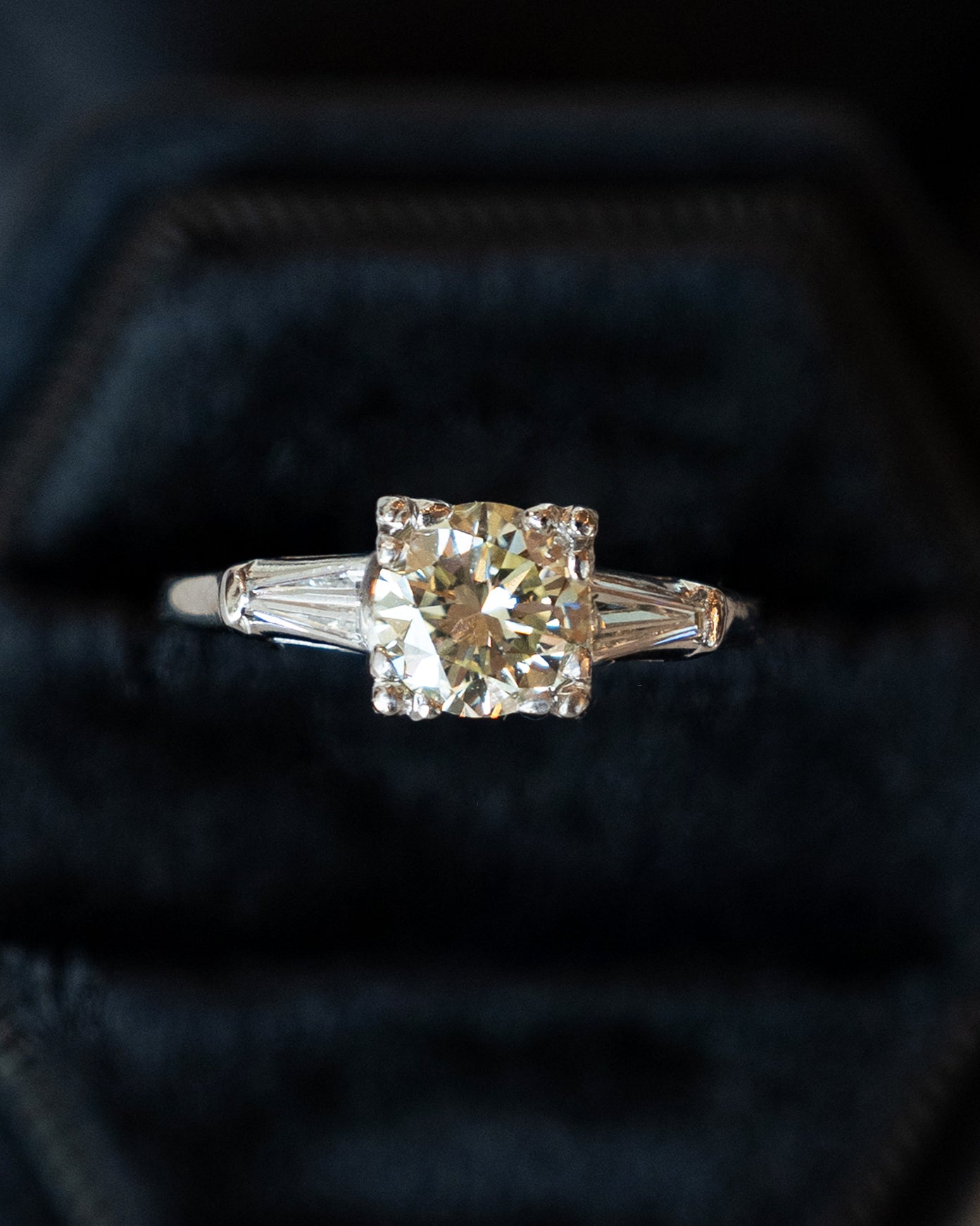 1.11 Vintage Round Diamond Engagement Ring in Platinum