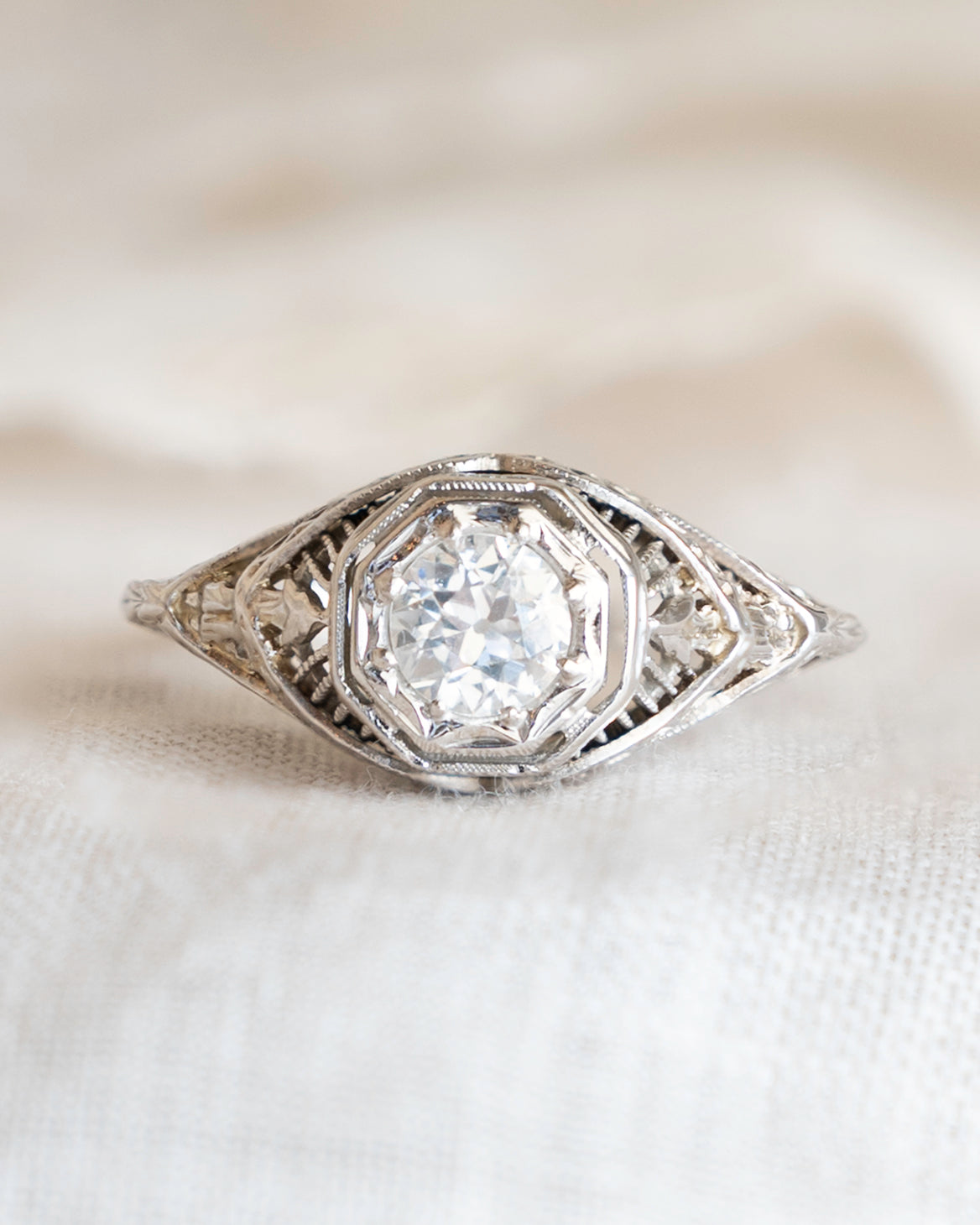 .37 Antique Deco Diamond Engagement Ring 18k