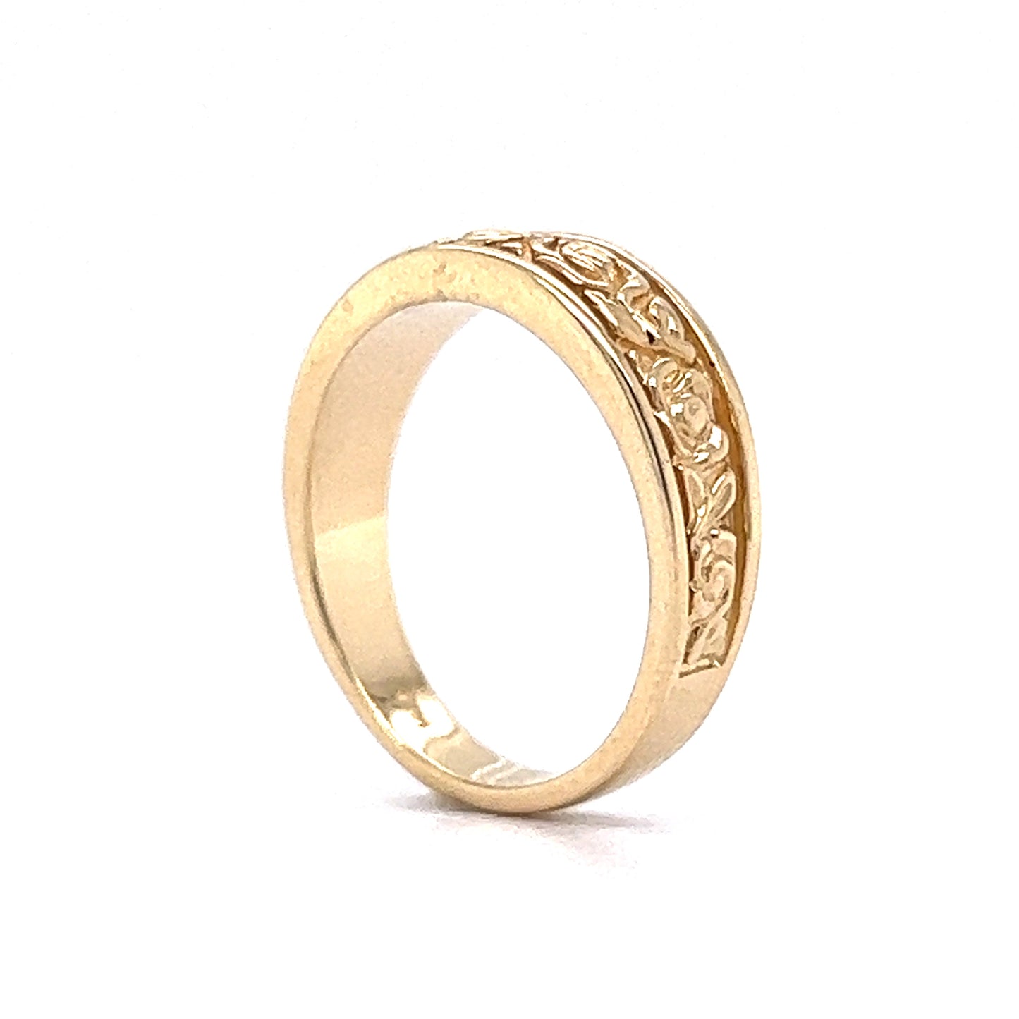 Vintage Style Wedding Band Floral Engraved in 14k Yellow Gold