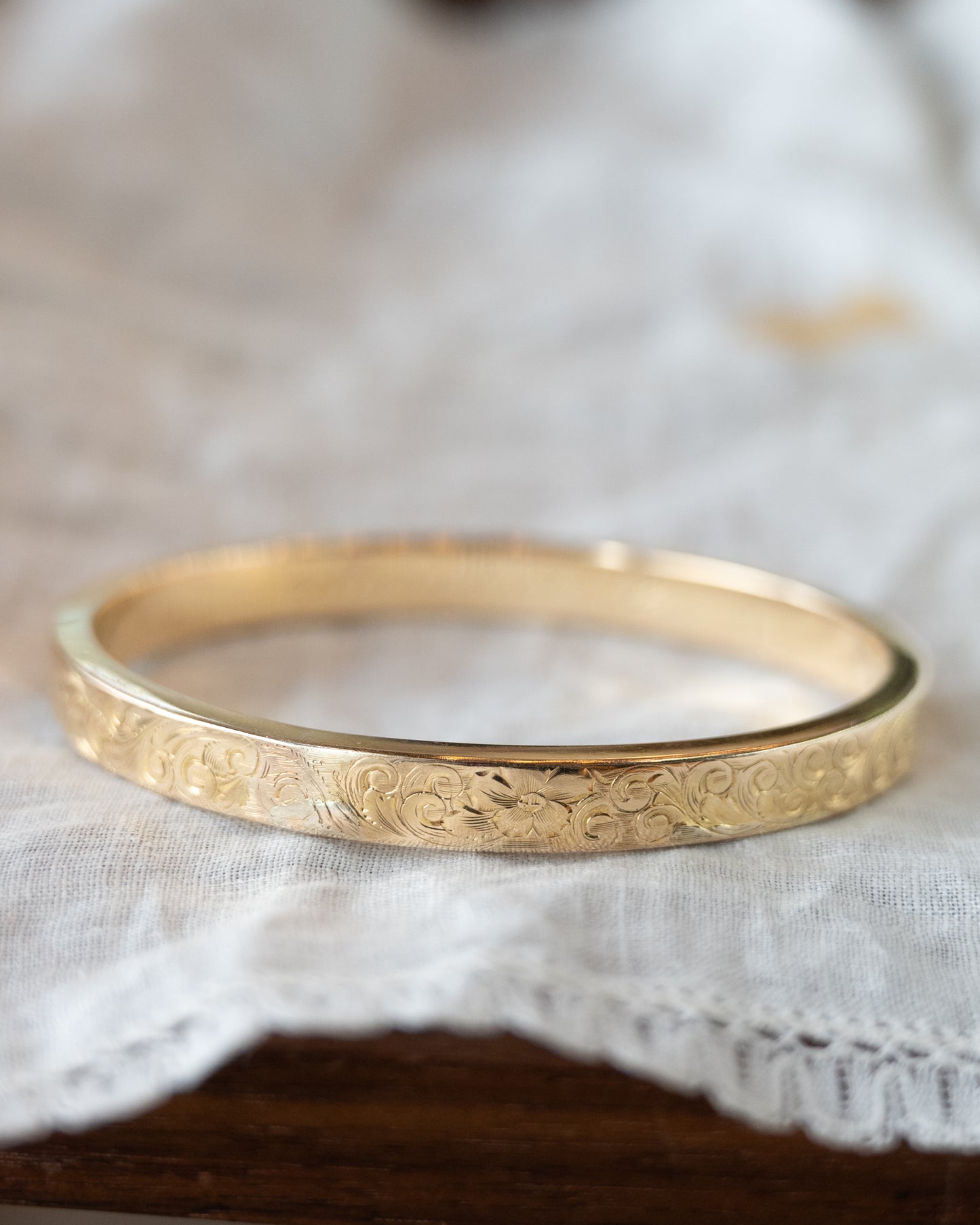 Antique Victorian Engraved Bracelet in 14k Yellow Gold