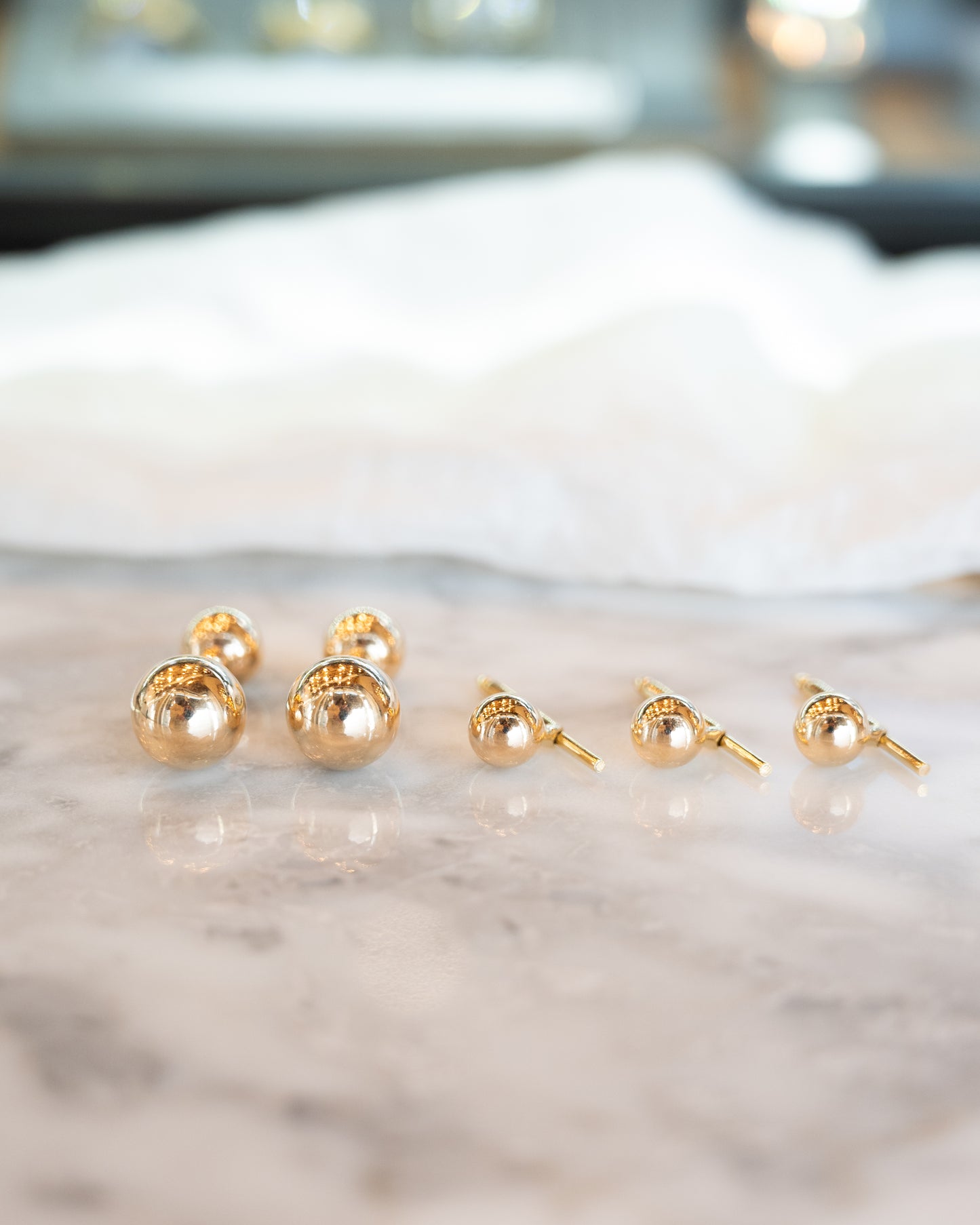 Vintage Retro Ball Cufflinks in 14k Yellow Gold