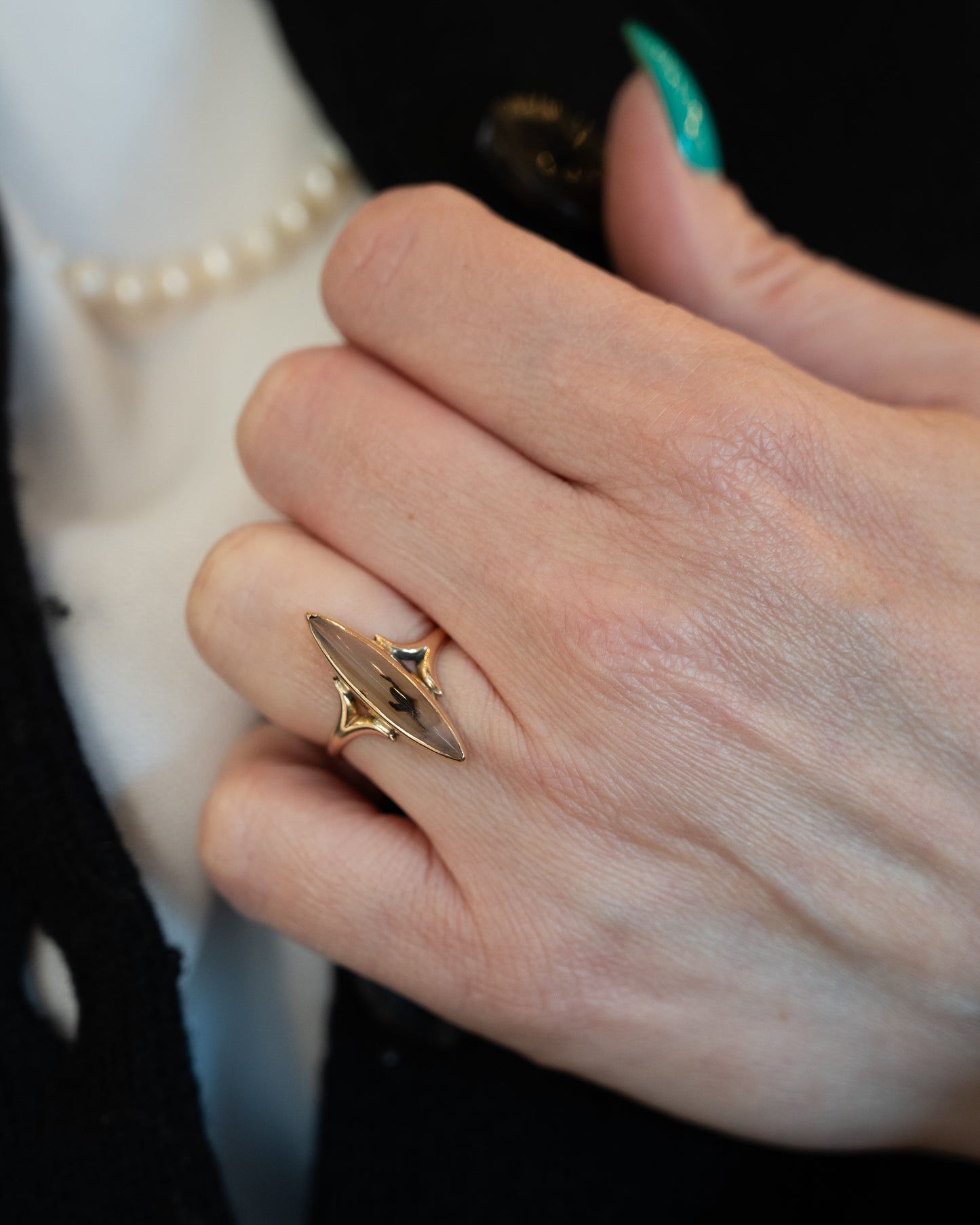 Antique Victorian Agate Cocktail Ring in 10k Rose Gold