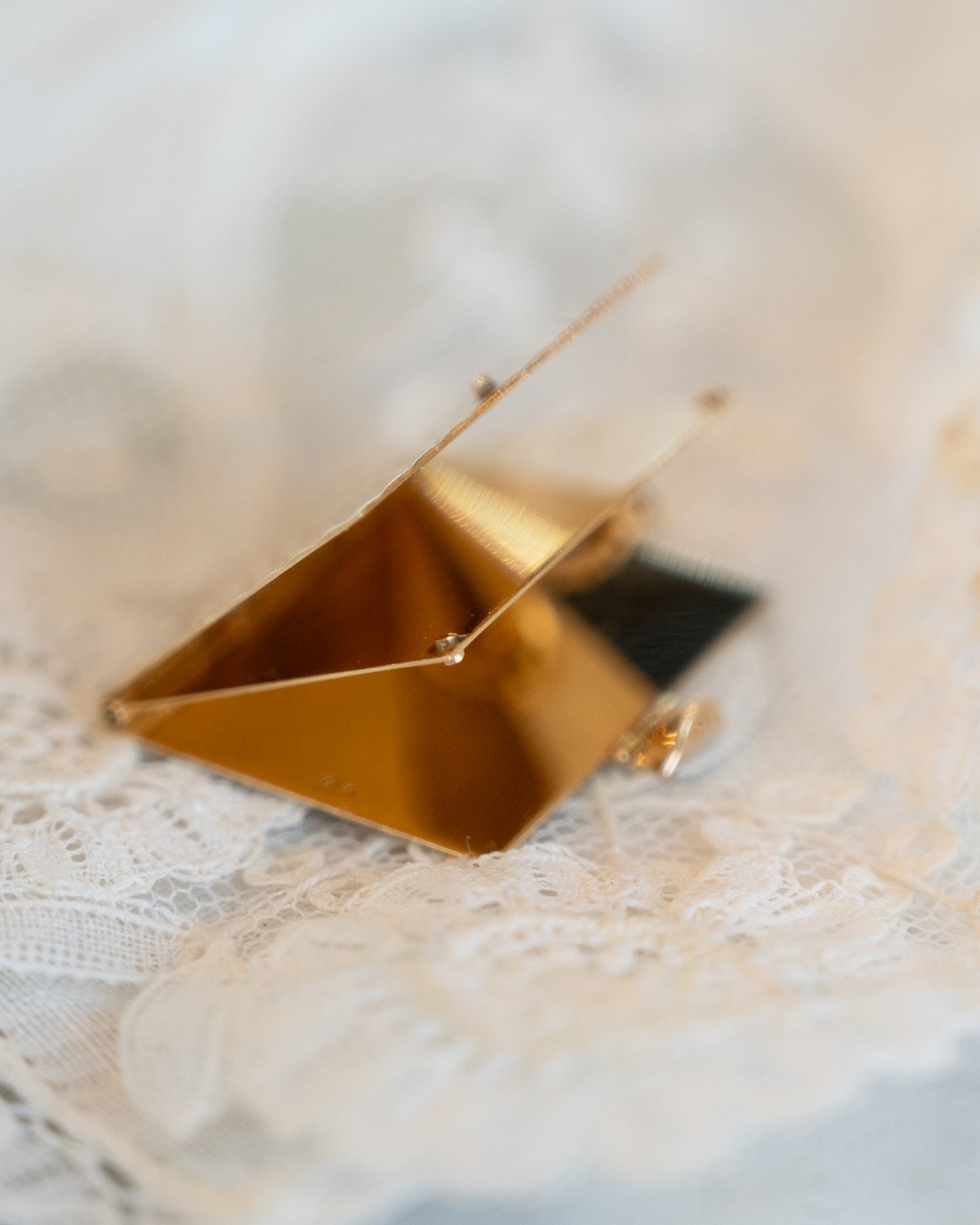 Vintage Mid-Century Locket Pendant in 14k Yellow Gold