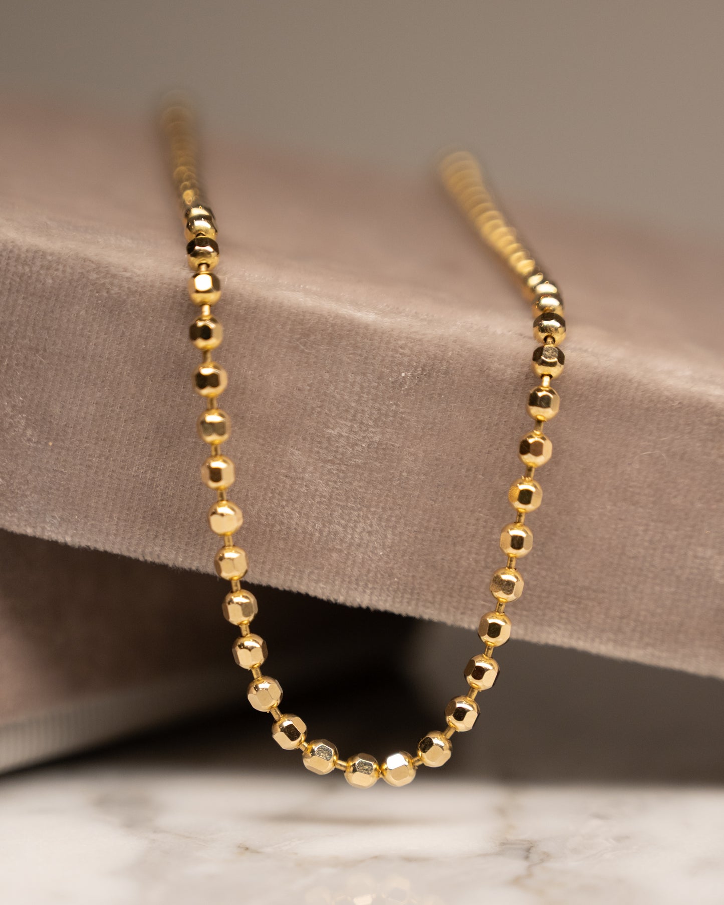 17 Inch Hammered Texture Bead Chain Necklace in 14k