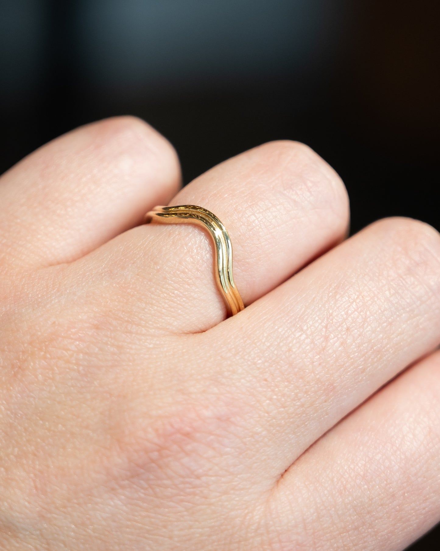 Double Ridged Contoured Wedding Band in 14k