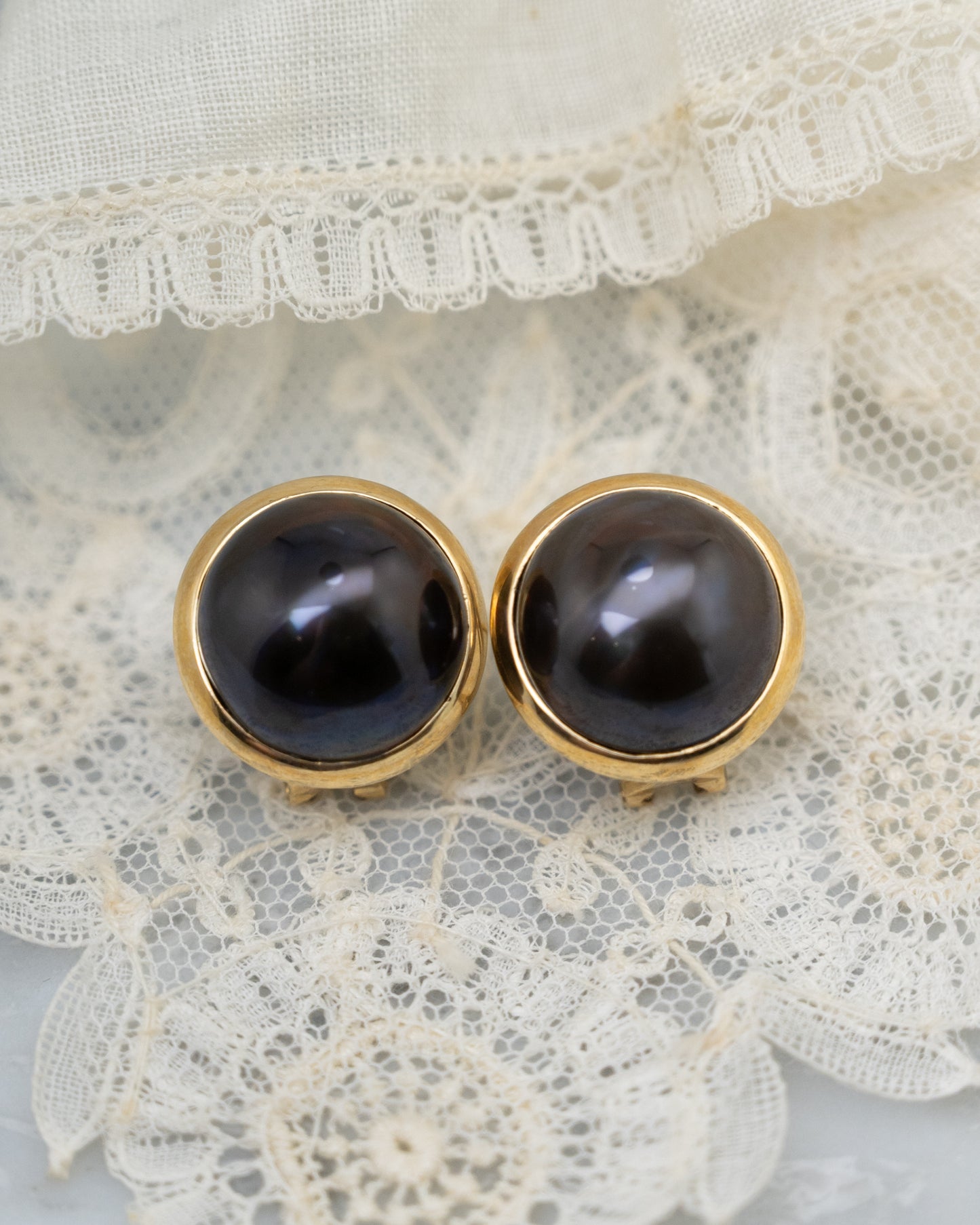 Grey Mabe Pearl Stud Earrings in 14k Yellow Gold