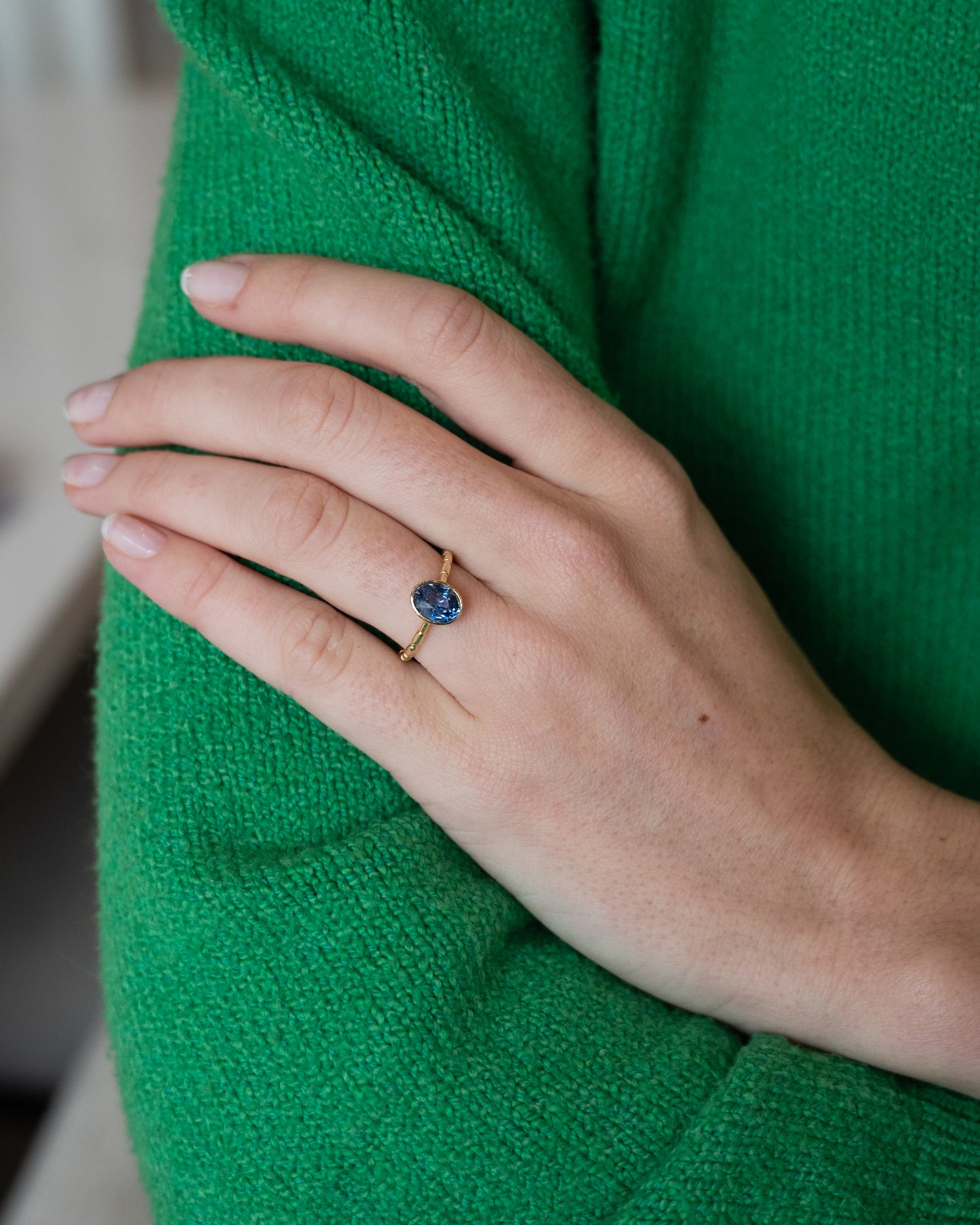 1.81 Oval Blue Sapphire Engagement Ring 18k Yellow Gold