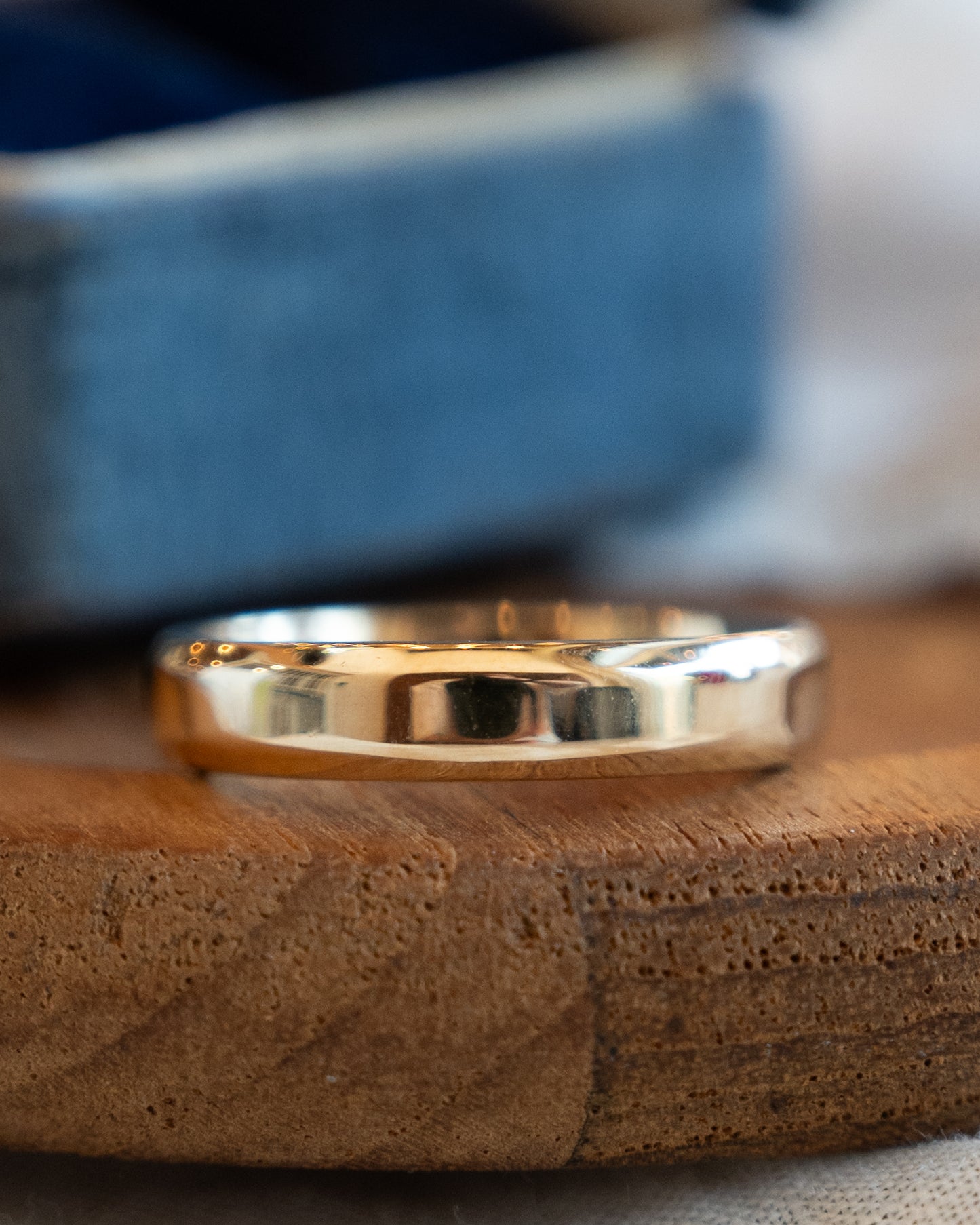 Men's Wedding Band 18k Yellow Gold