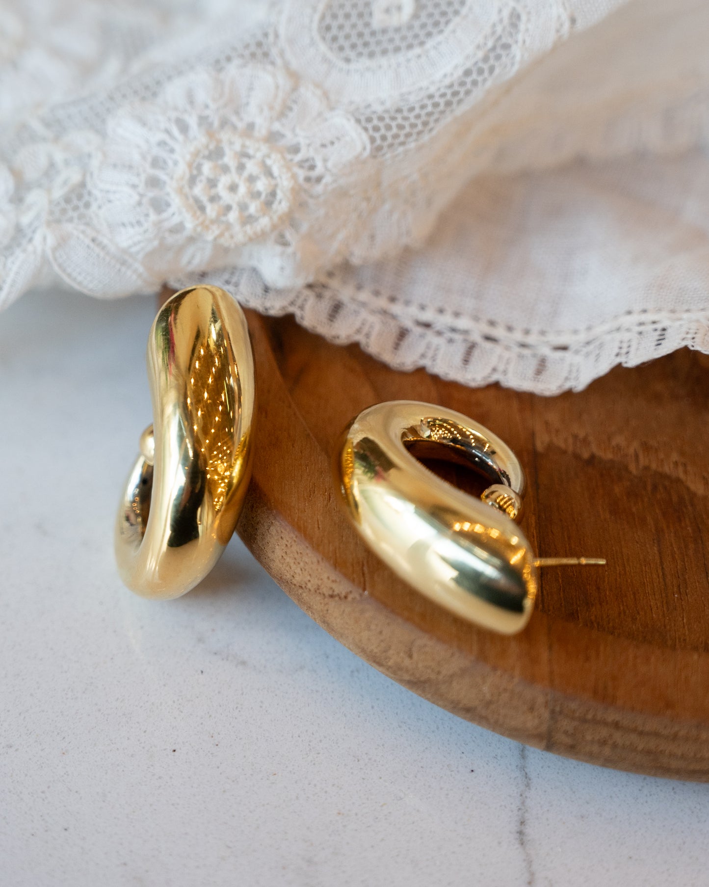 Swirl Drop Earrings 18k Yellow Gold