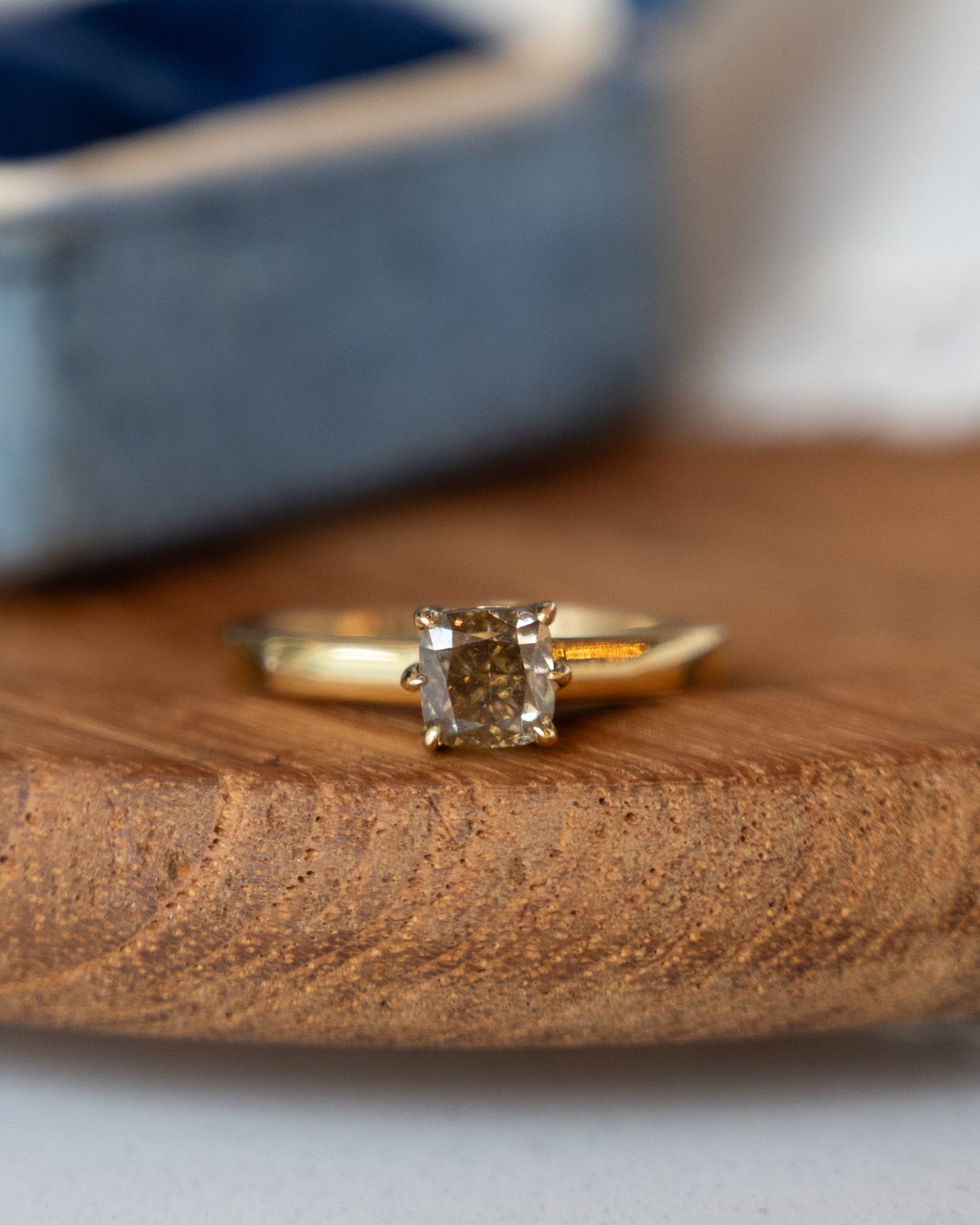 1.05 Cushion Diamond Solitaire Engagement Ring 18k
