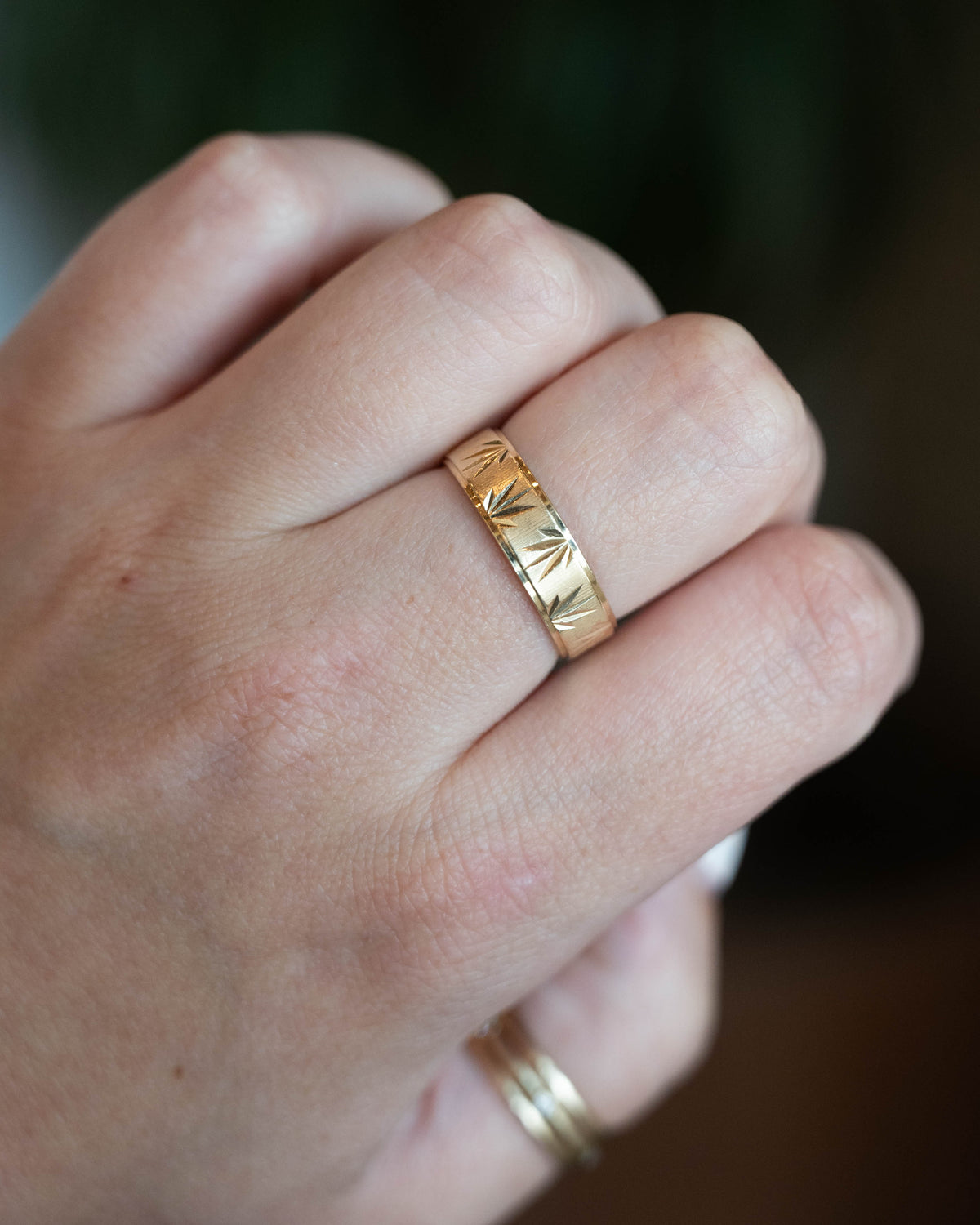Engraved Men's Wedding Band 14k Yellow Gold