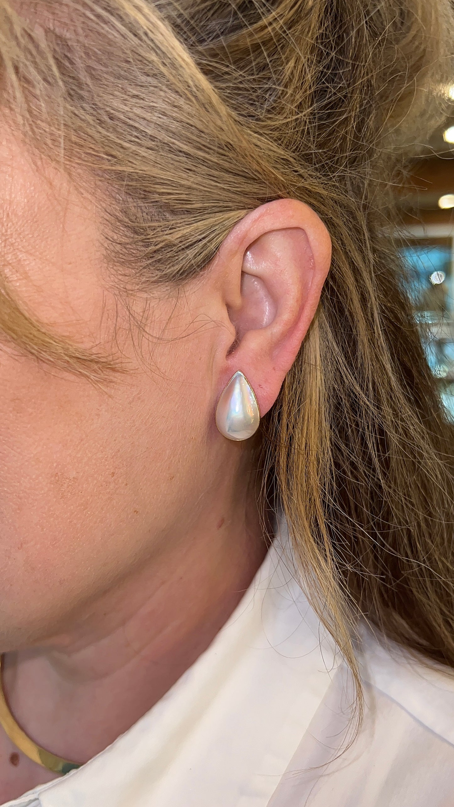 Pear Shaped Mabe Pearl Stud Earrings in 18k