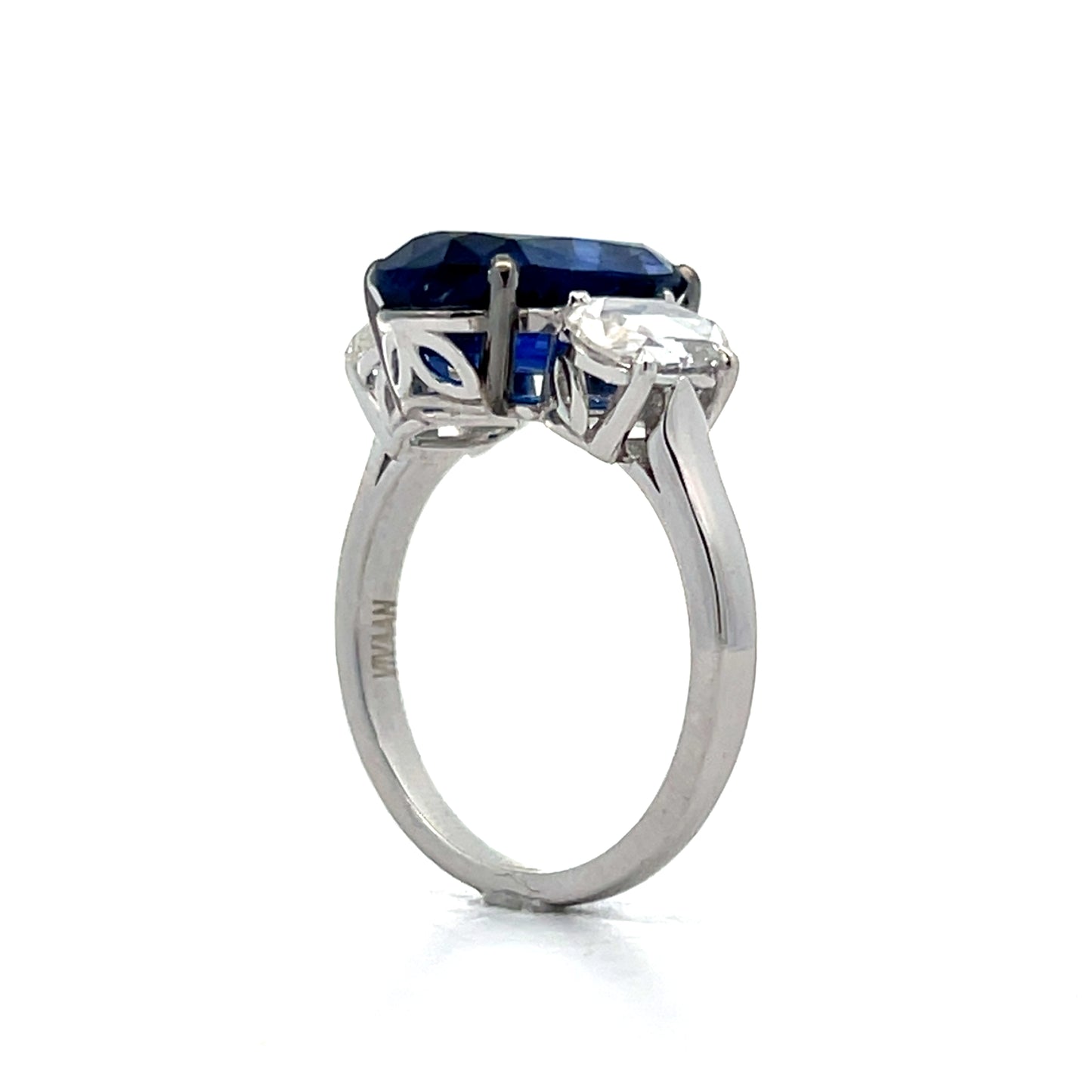 3.75 Oval Cut Tanzanite & Diamond Ring in 18k