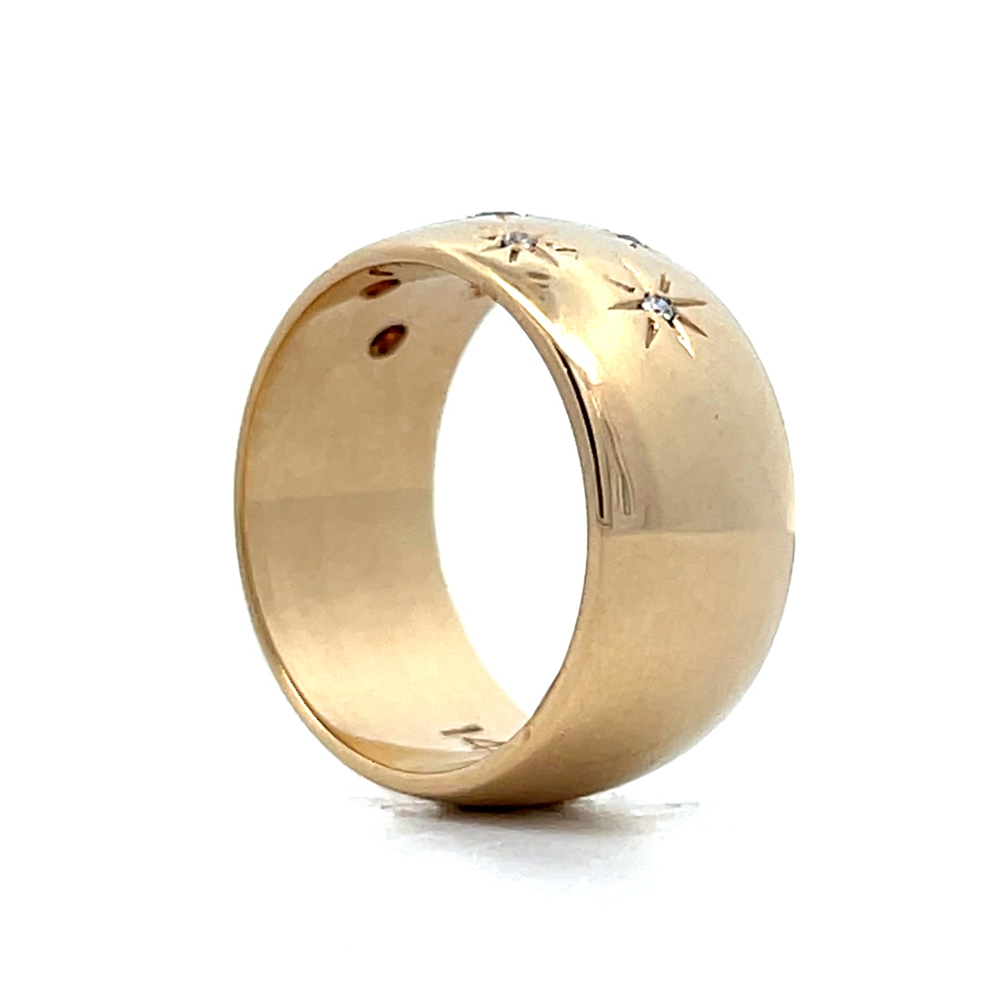 Cigar Diamond Band in 14k Yellow Gold