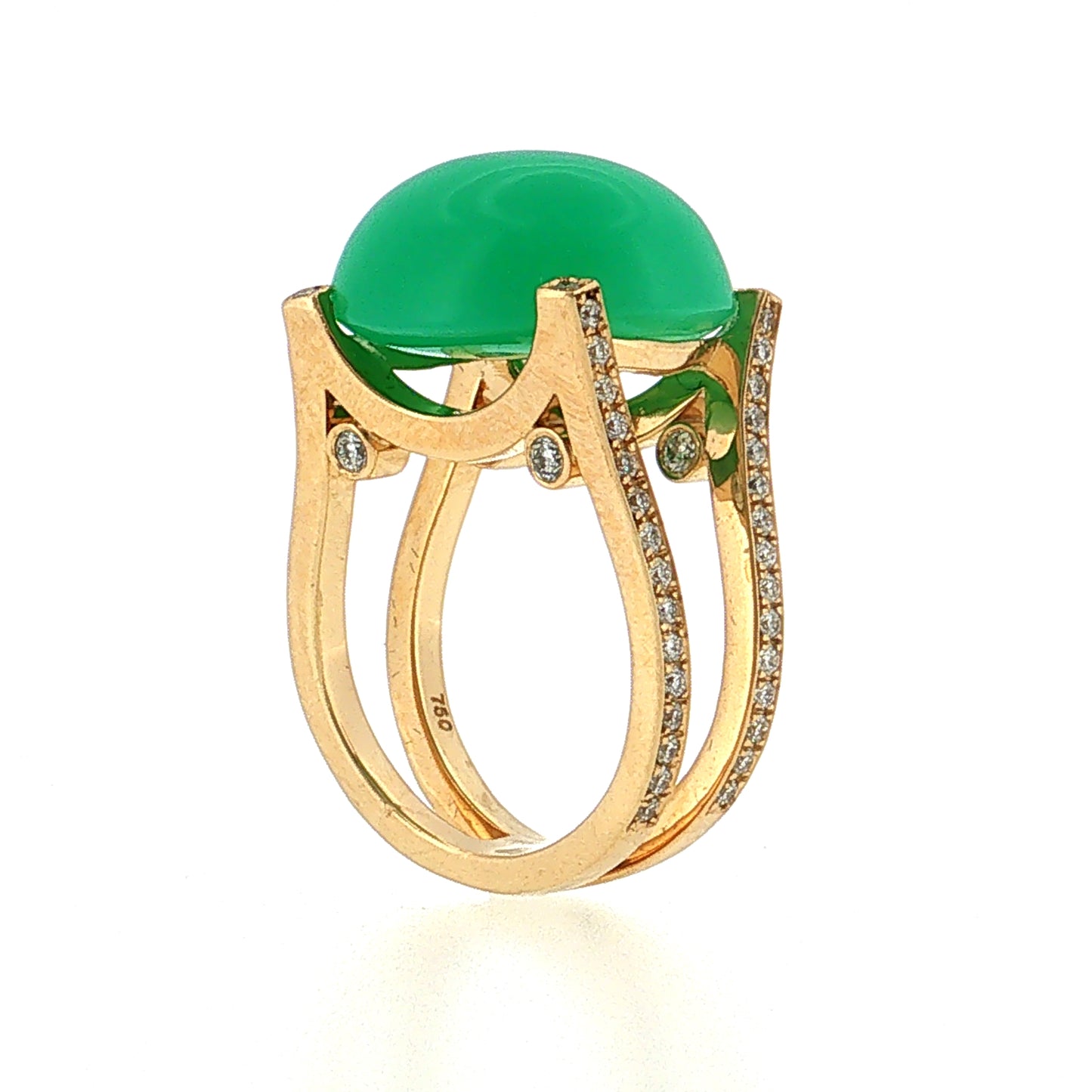 18.48 Chrysoprase Cocktail Ring 18k Yellow Gold