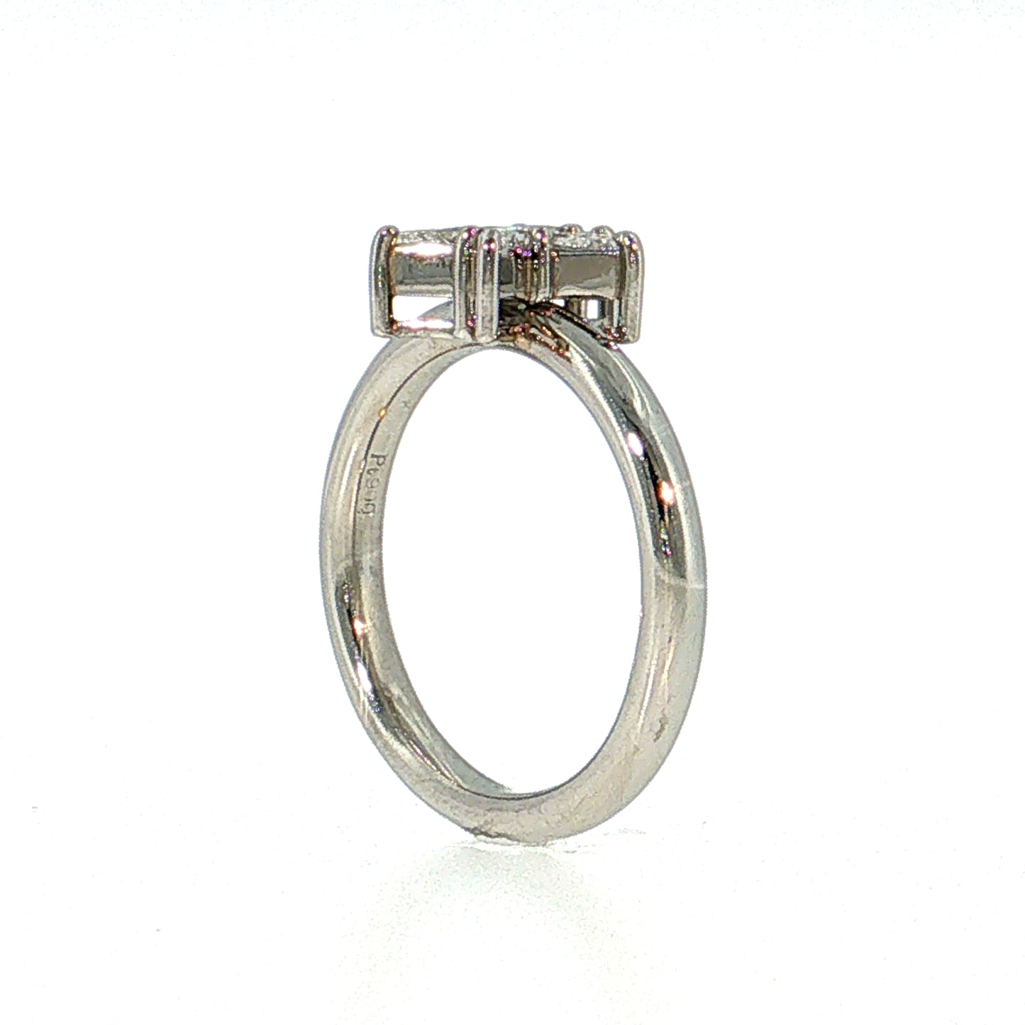 .32 Kite Diamond Stacking Ring Platinum