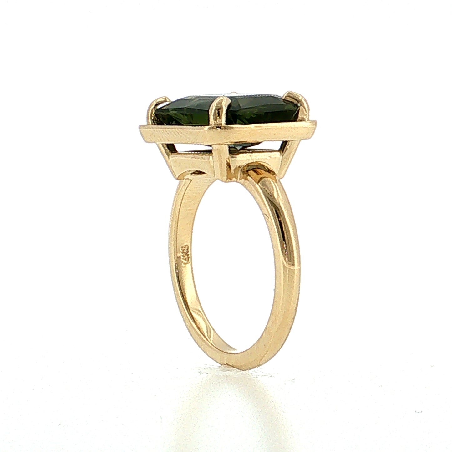 7.75 East-West Sapphire Solitaire Ring 14k