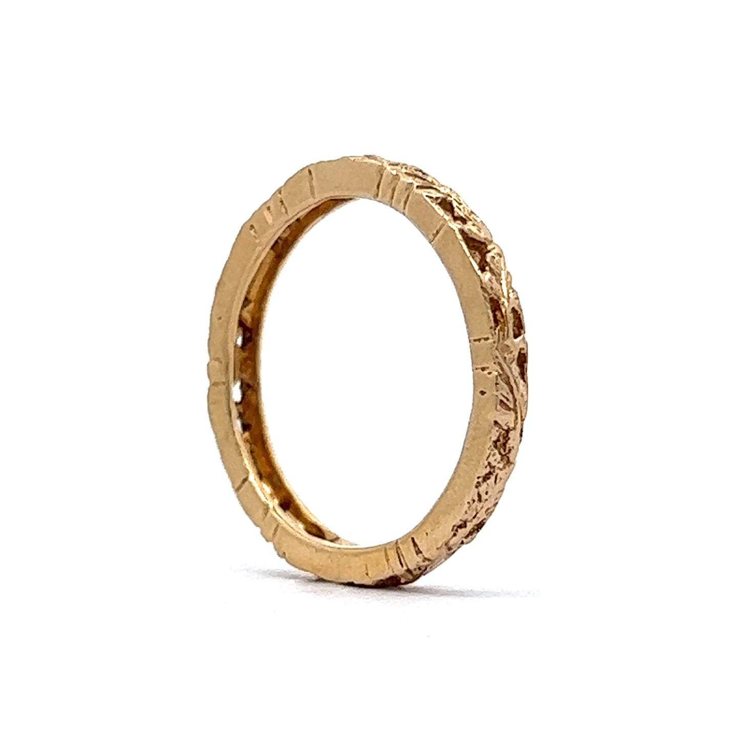 Vintage Art Deco Engraved Leaf Wedding Band in 18k Yellow Gold