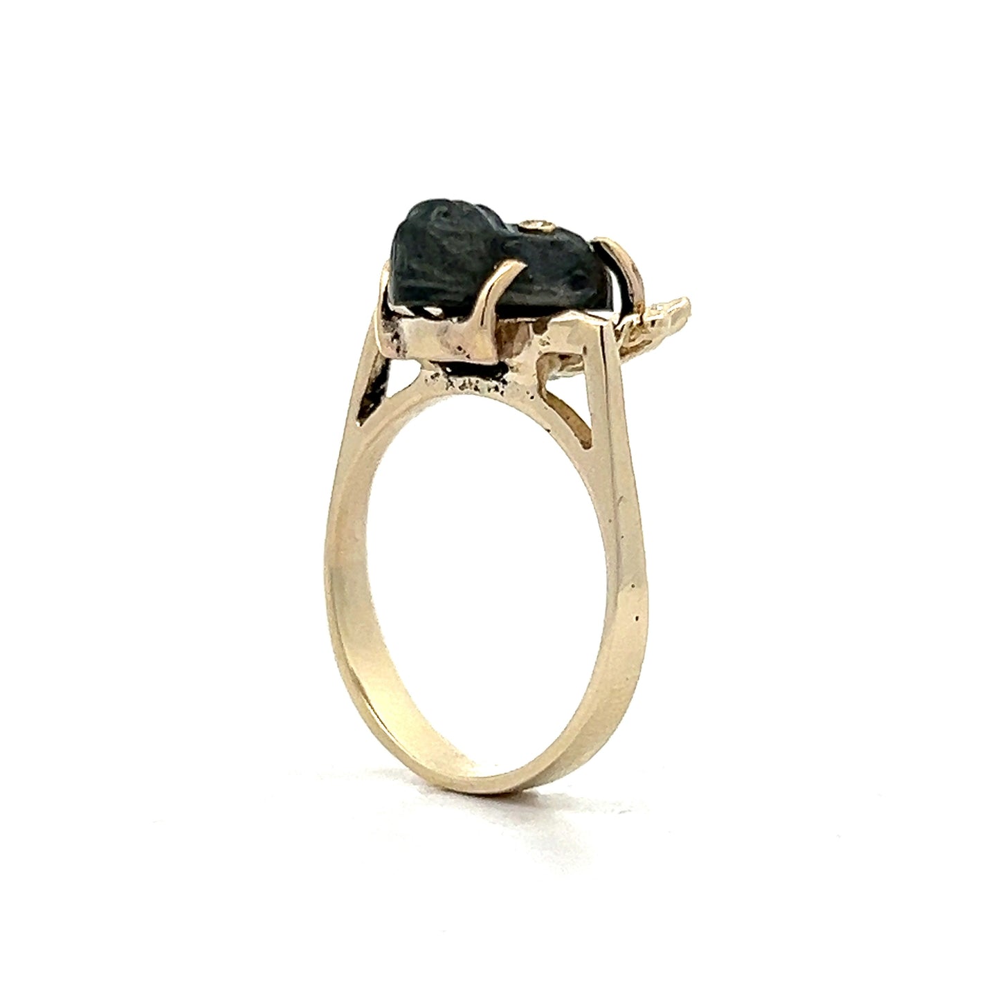 3.00 Vintage Carved Labradorite Cocktail Ring in Yellow Gold