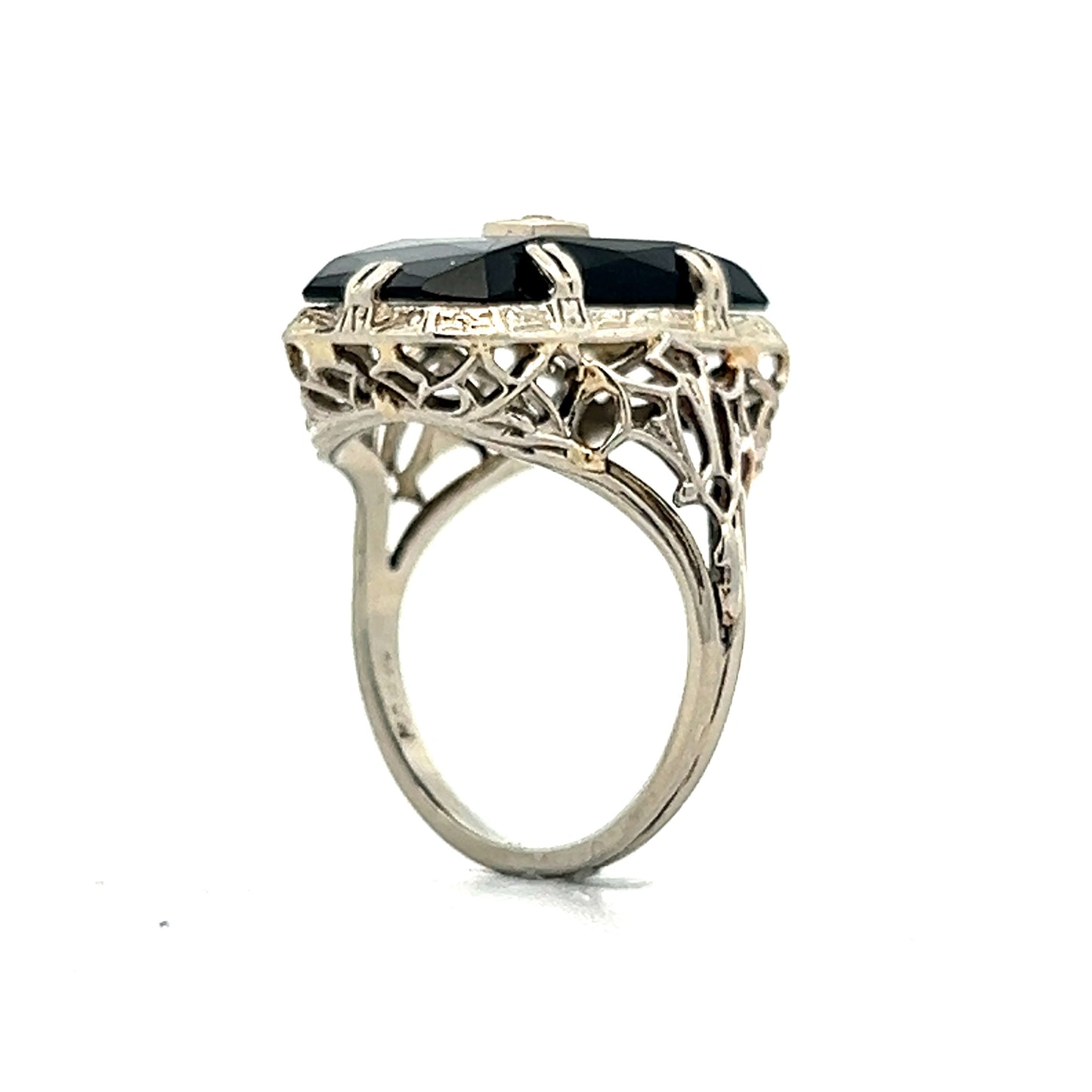 Vintage Art Deco Diamond & Onyx Cocktail Ring in 18k