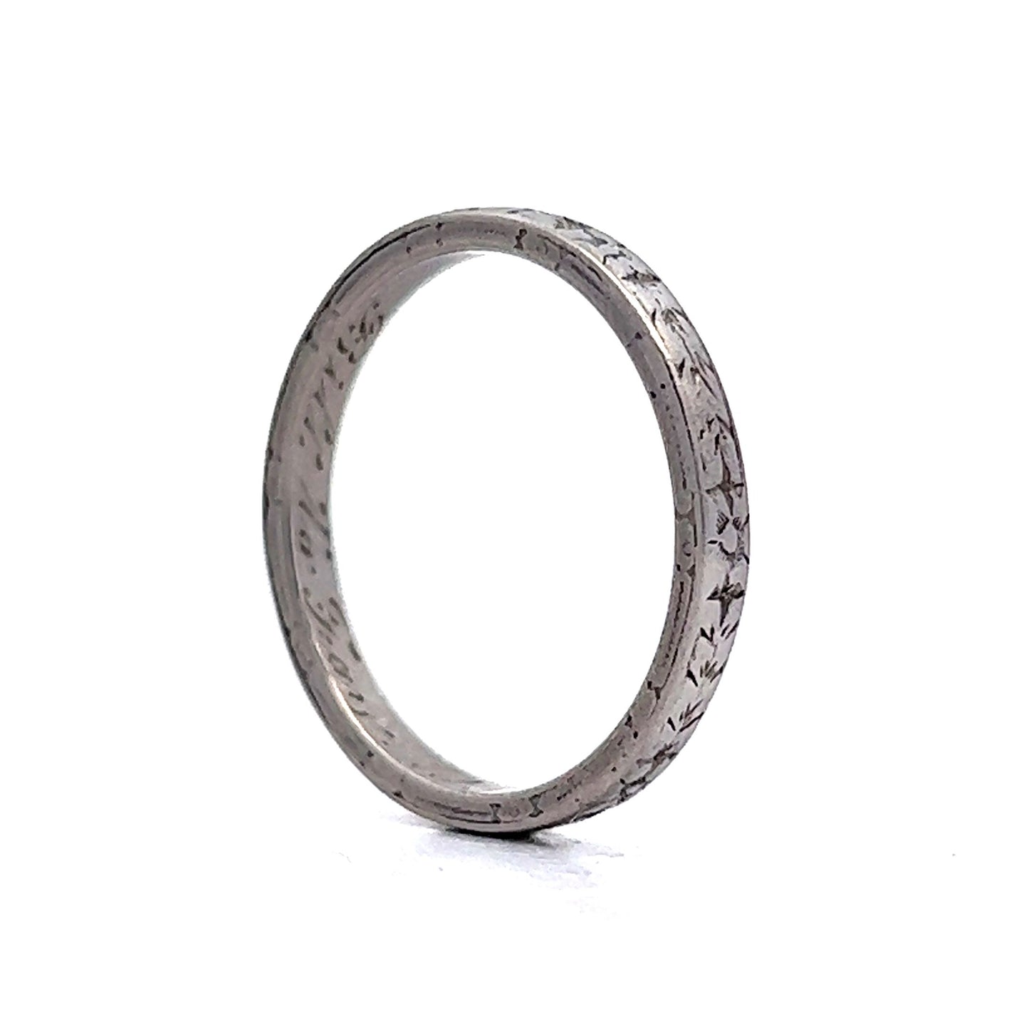 Men's Antique Orange Blossom Engraved Wedding Band in Platinum