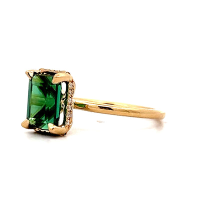 2.00 Green Tourmaline Solitaire Engagement Ring in Yellow Gold