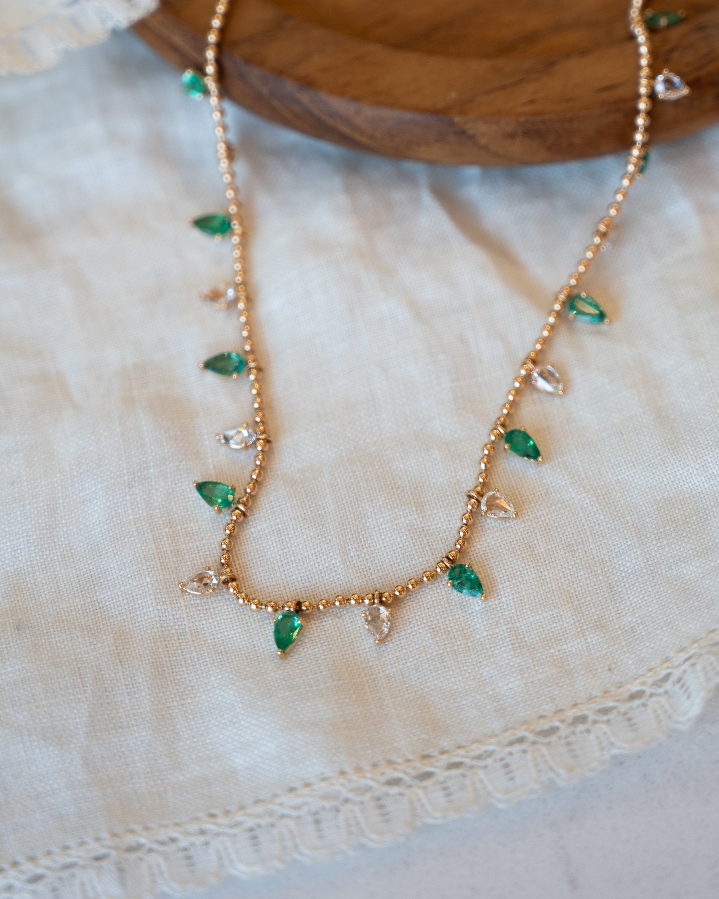1.80 Pear Emerald & Rose Diamond Necklace 18k