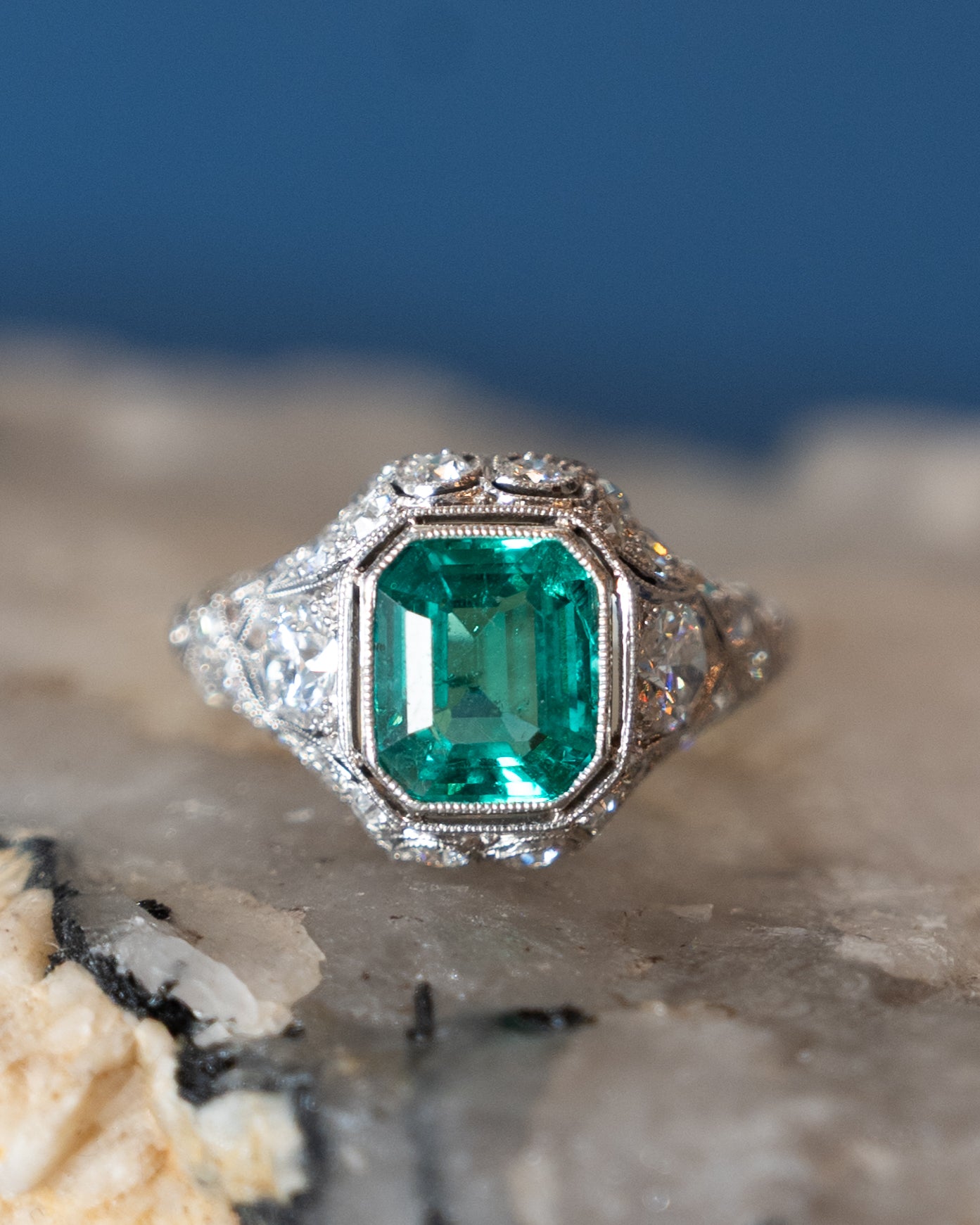 1.90 Antique Colombian Emerald & Diamond Ring Platinum