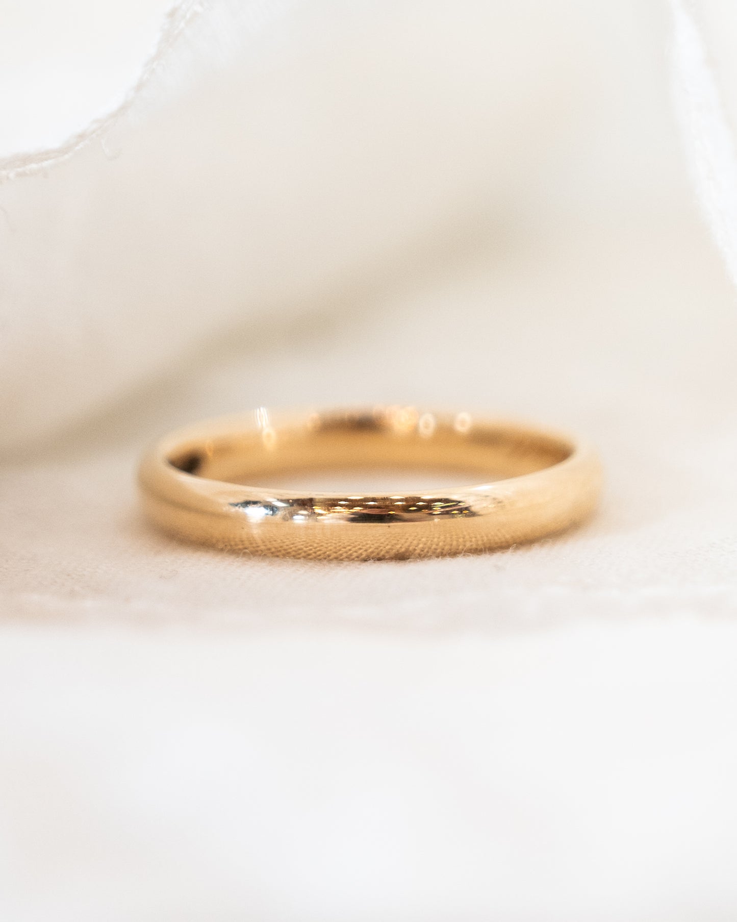 Mens 4mm Half Round Wedding Band 14k Yellow Gold