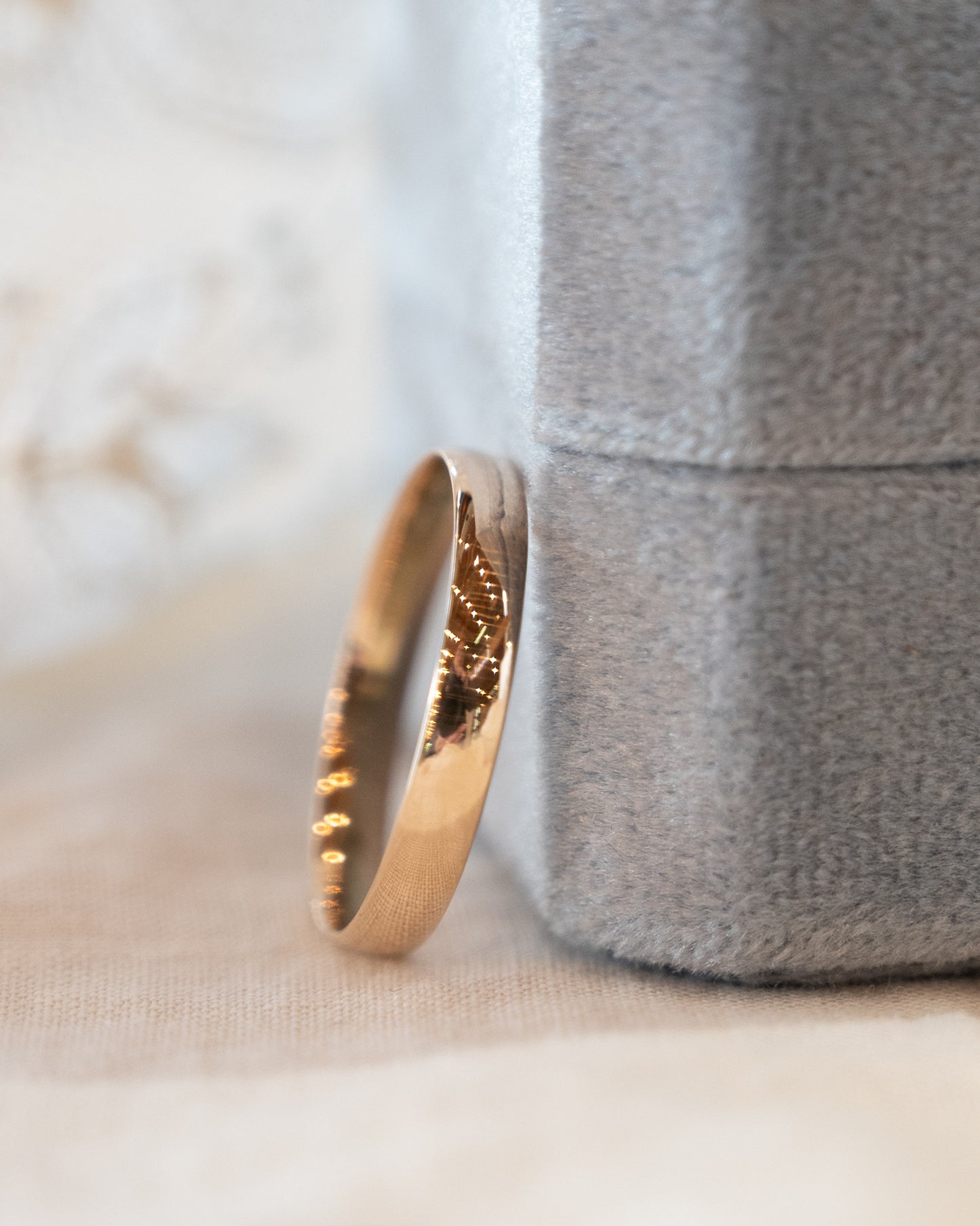 3.5mm Victorian Mens Wedding Band 14k Yellow Gold