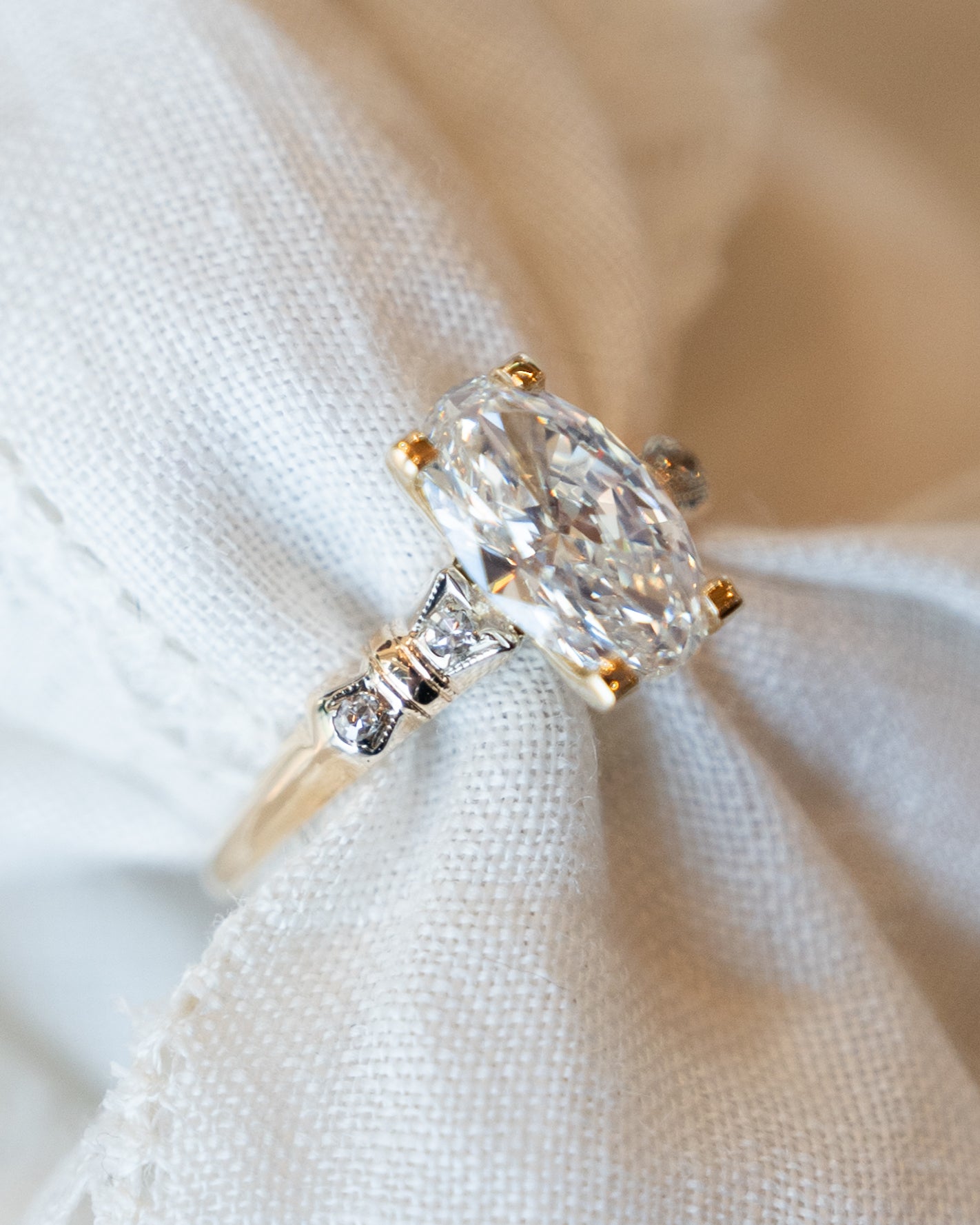 1.50 Vintage Oval Diamond Engagement Ring in 14k