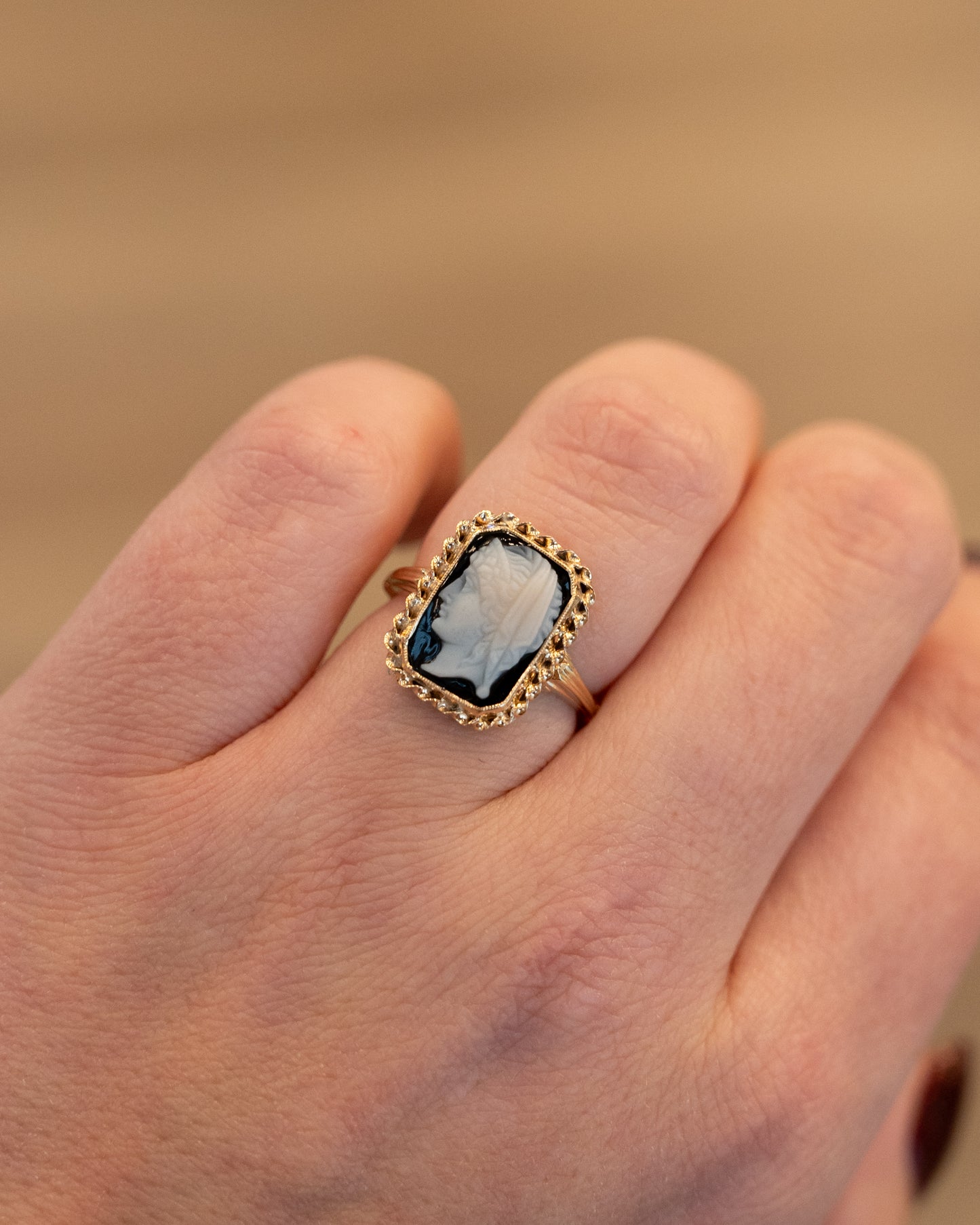 Vintage Mid-Century Sardonyx Cameo Cocktail Ring 14k