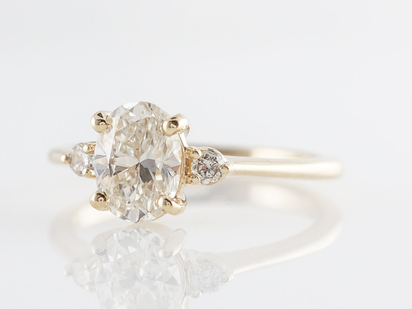 1 Carat GIA Oval Cut Diamond Engagement Ring in 14k