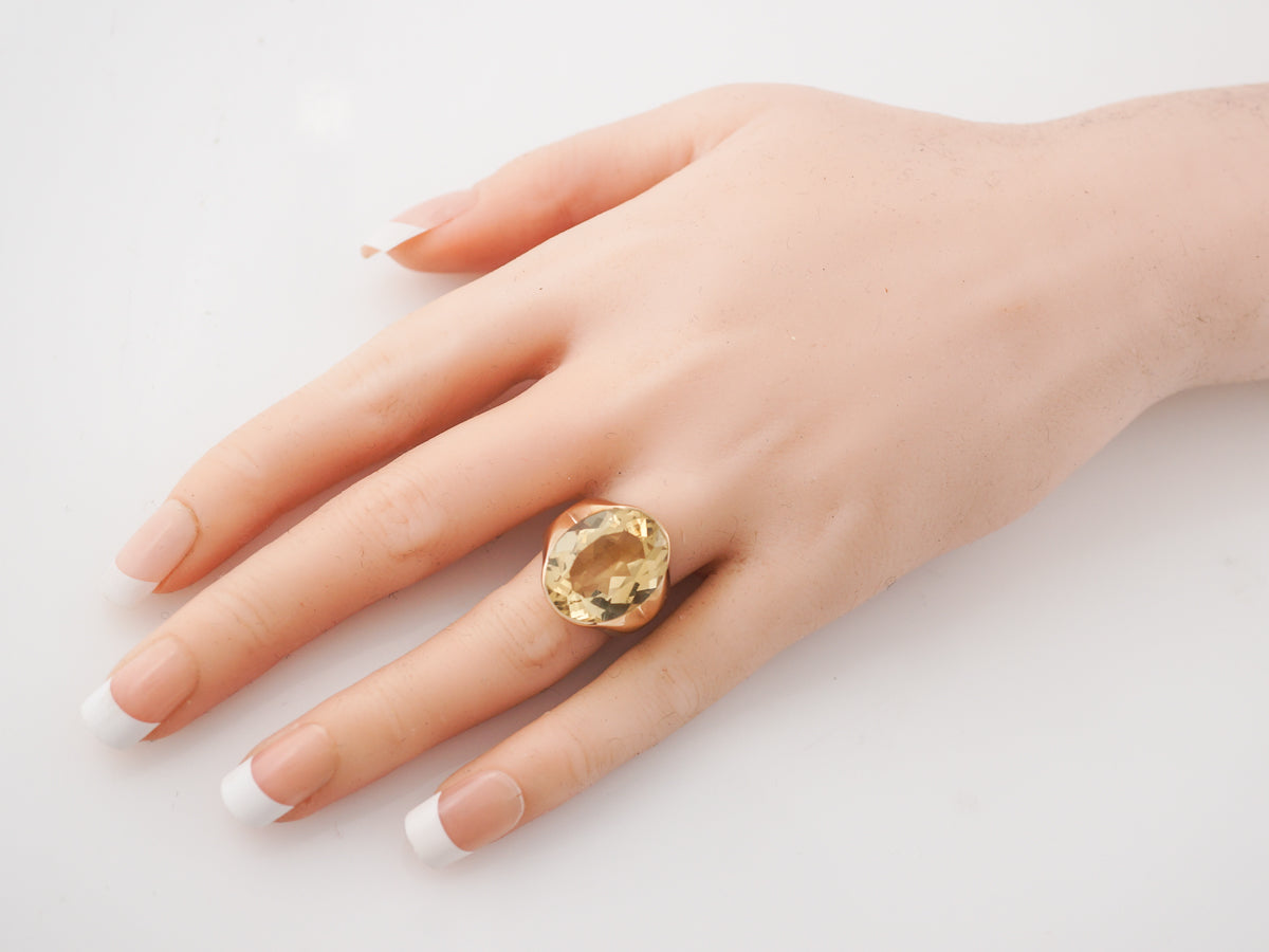 Vintage Solitaire Citrine Cocktail Ring in Yellow Gold