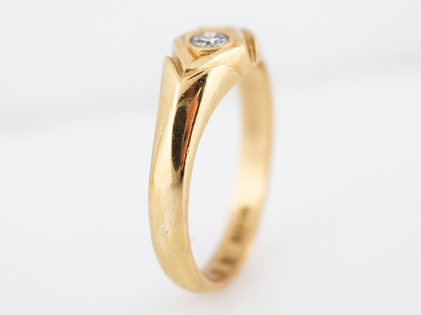 Vintage Right Hand Ring Retro .13 Round Brilliant Cut Diamond in 18k Yellow Gold