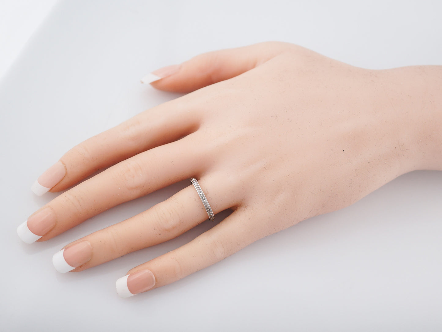 Antique Wedding Band Art Deco Orange Blossom in 18k White Gold