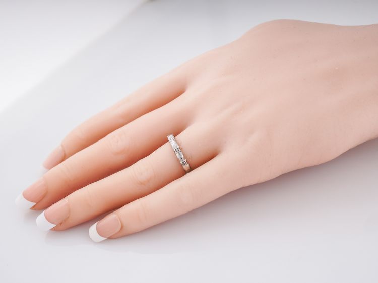 Antique Wedding Band Art Deco Geometric in 18k White Gold