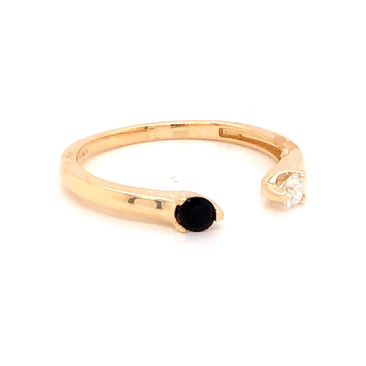 .10 Diamond & Onyx Right Hand Ring 14k Yellow Gold