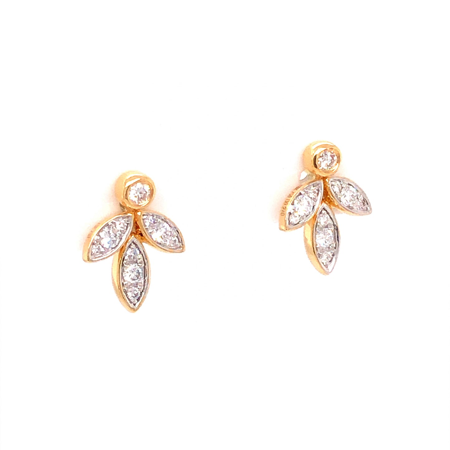 .27 Diamond Cluster Stud Earrings in 18k Yellow Gold
