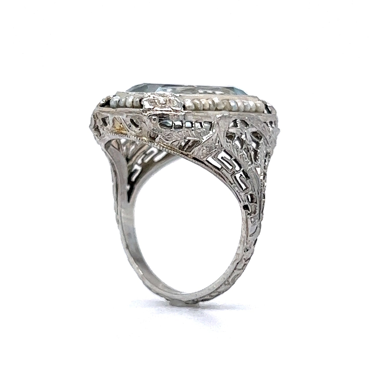 4.59 Art Deco Aquamarine Cocktail Ring in 18k White Gold