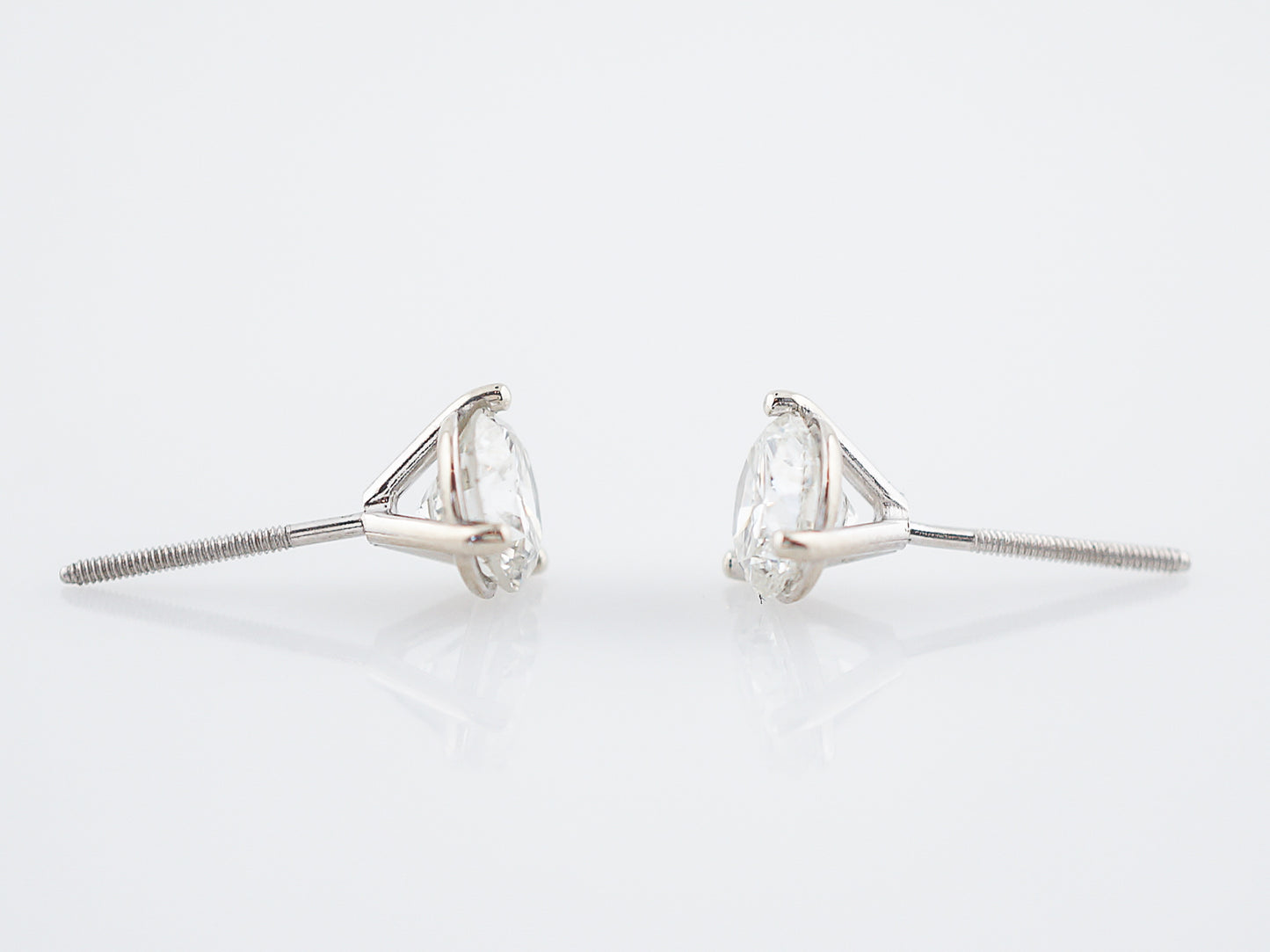 Earrings Modern 1.43 Round Brilliant Cut Diamonds in 14k White Gold