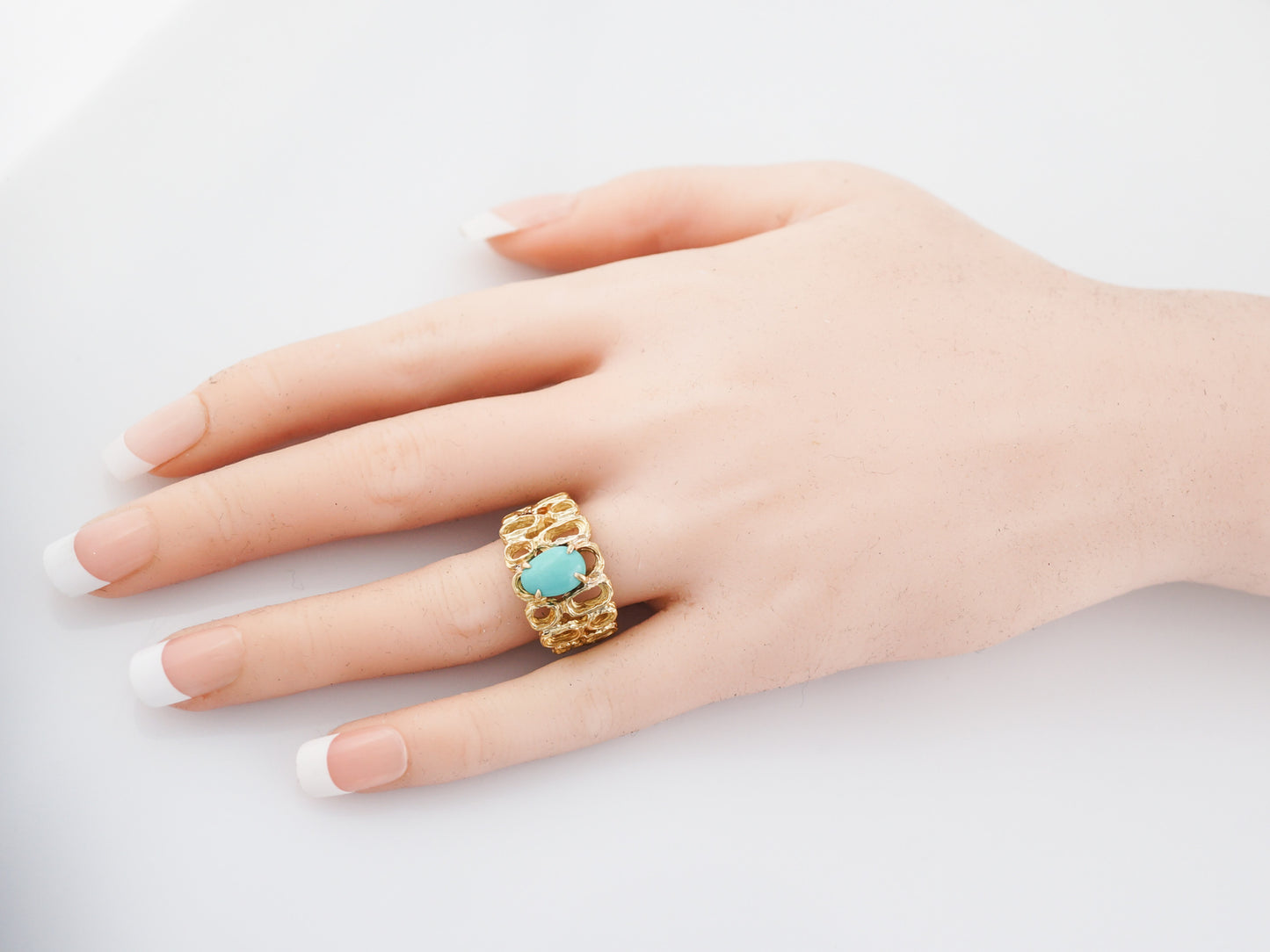 Vintage Right Hand Ring Mid-Century Cabochon Cut Turquoise in 18K Yellow Gold