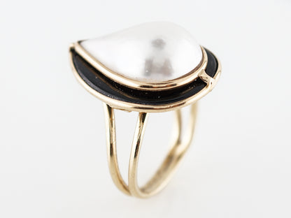 Right Hand Ring Modern 13.10 Pearl in 14k Yellow Gold
