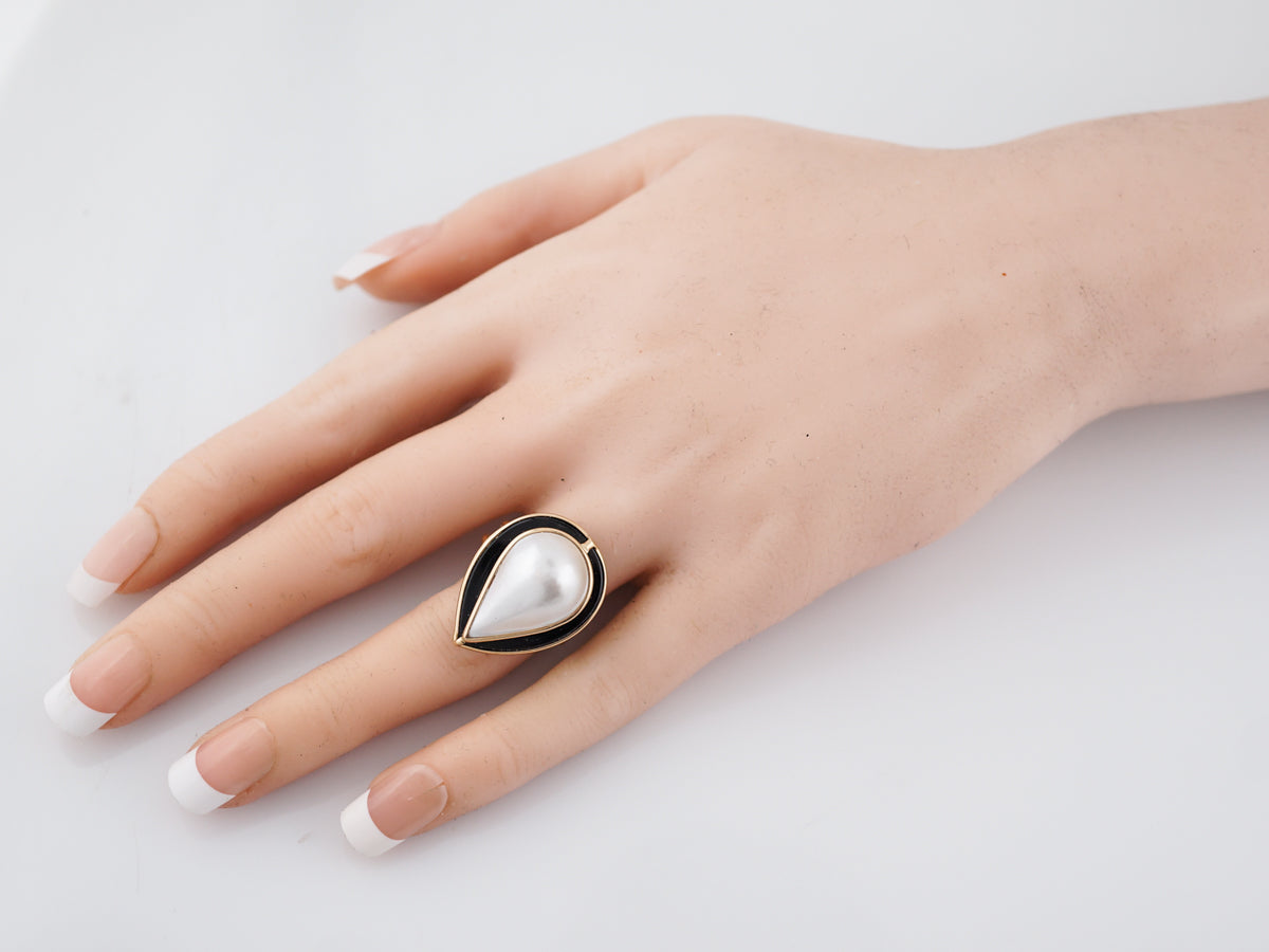 Right Hand Ring Modern 13.10 Pearl in 14k Yellow Gold