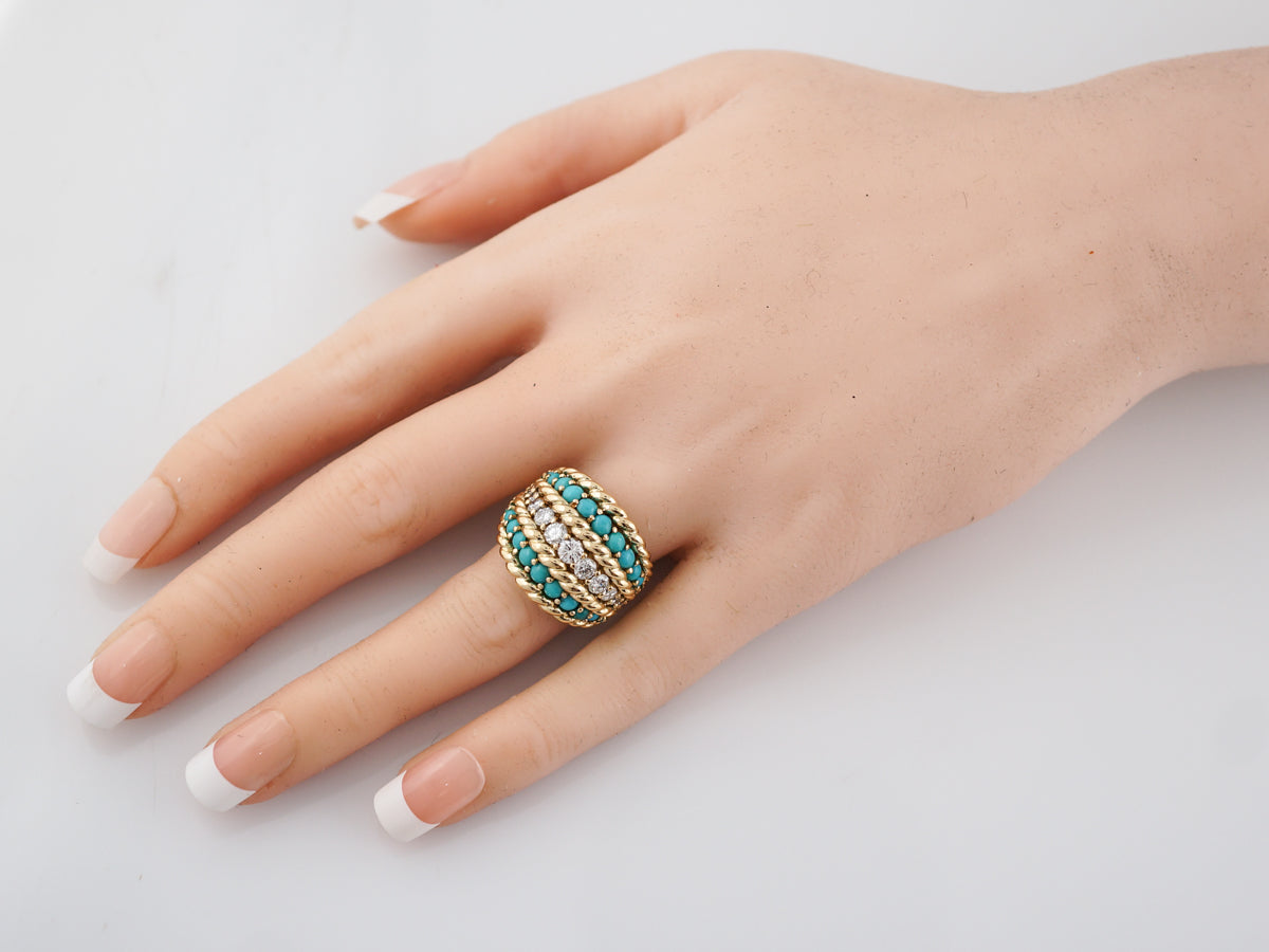 Vintage Right Hand Ring Mid-Century 1.28 Round Brilliant Cut Diamonds in 18k Yellow Gold