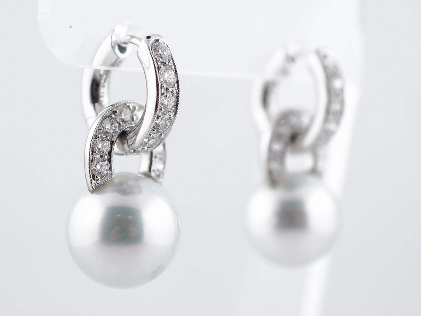 **RTV 1/10/19**Earrings Modern Pearl & 1.60 Round Brilliant Cut Diamonds in Platinum