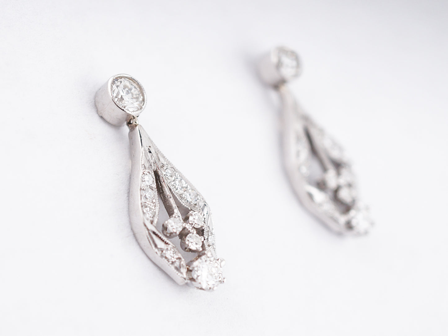 Antique Dangle Earrings Art Deco 1.65 Old European & Single Cut Diamonds in 14k White Gold