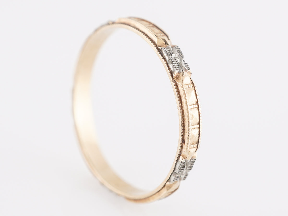 Retro Two-Tone Blossom Wedding Band in 14k