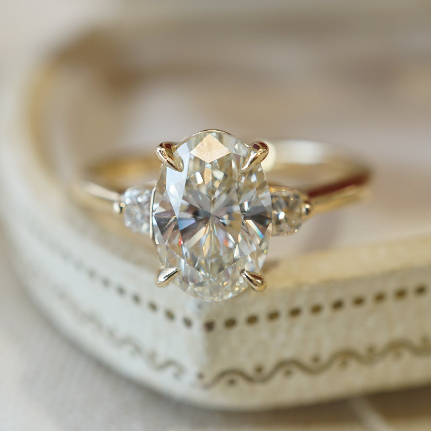 2.02 Oval Cut Diamond Engagement Ring in 14k Yellow Gold